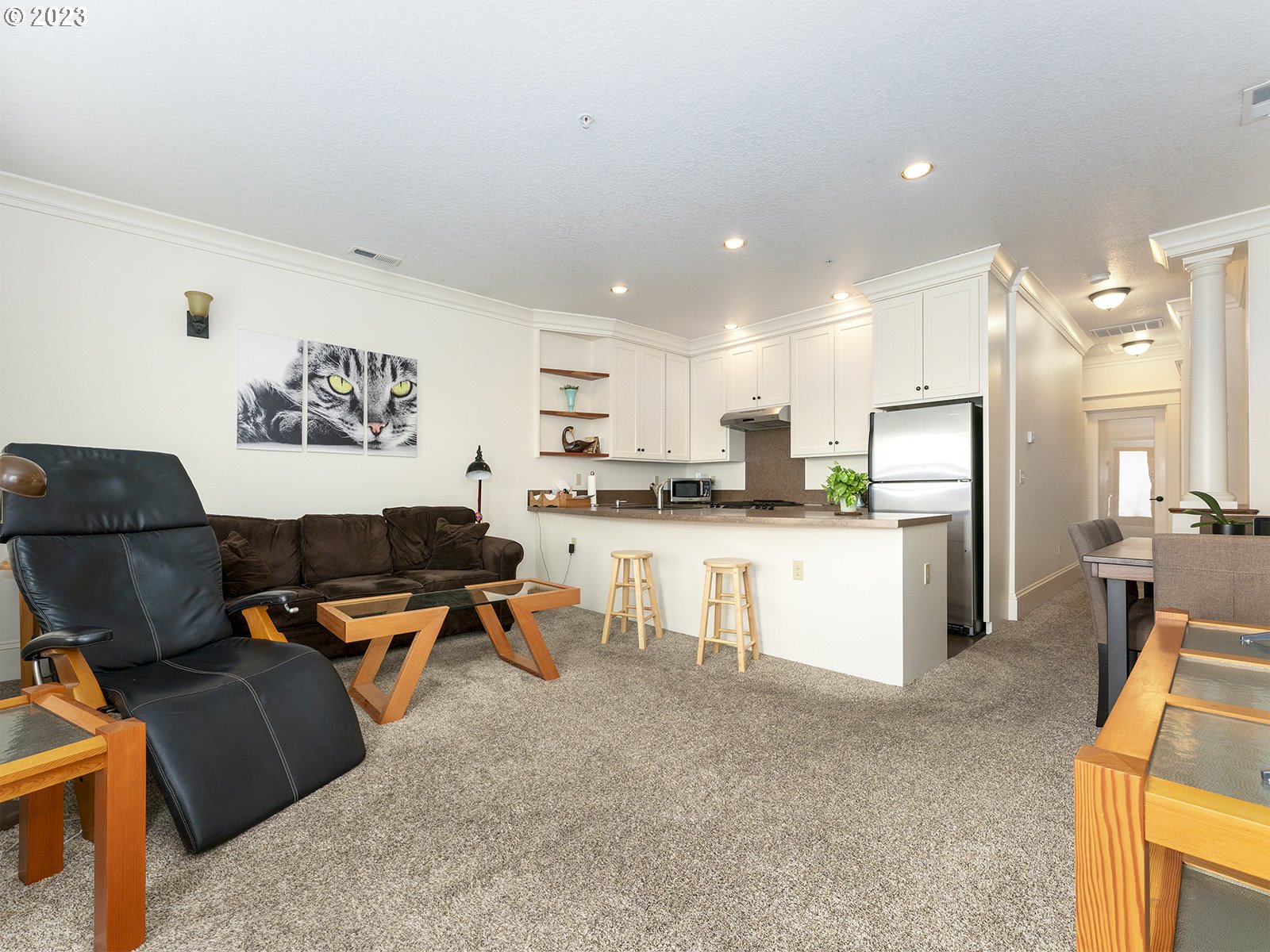 4318 SE MILWAUKIE AVE