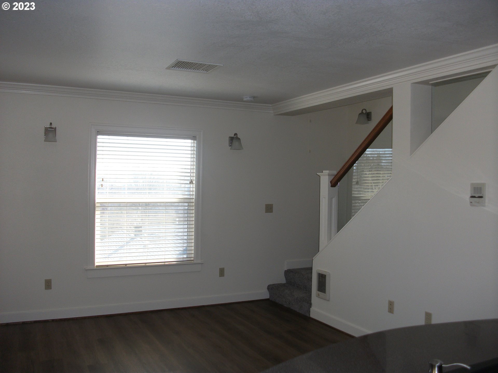 4318 SE MILWAUKIE AVE