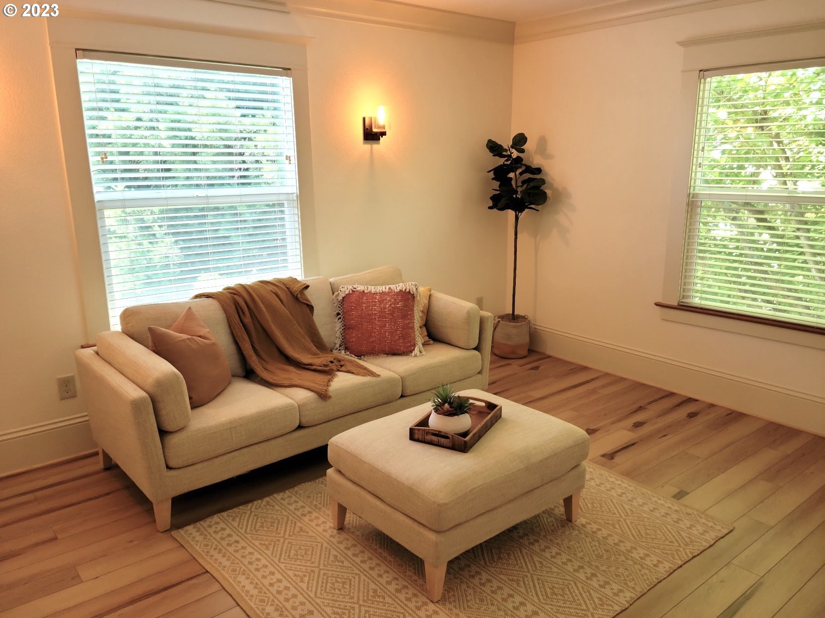 4318 SE MILWAUKIE AVE