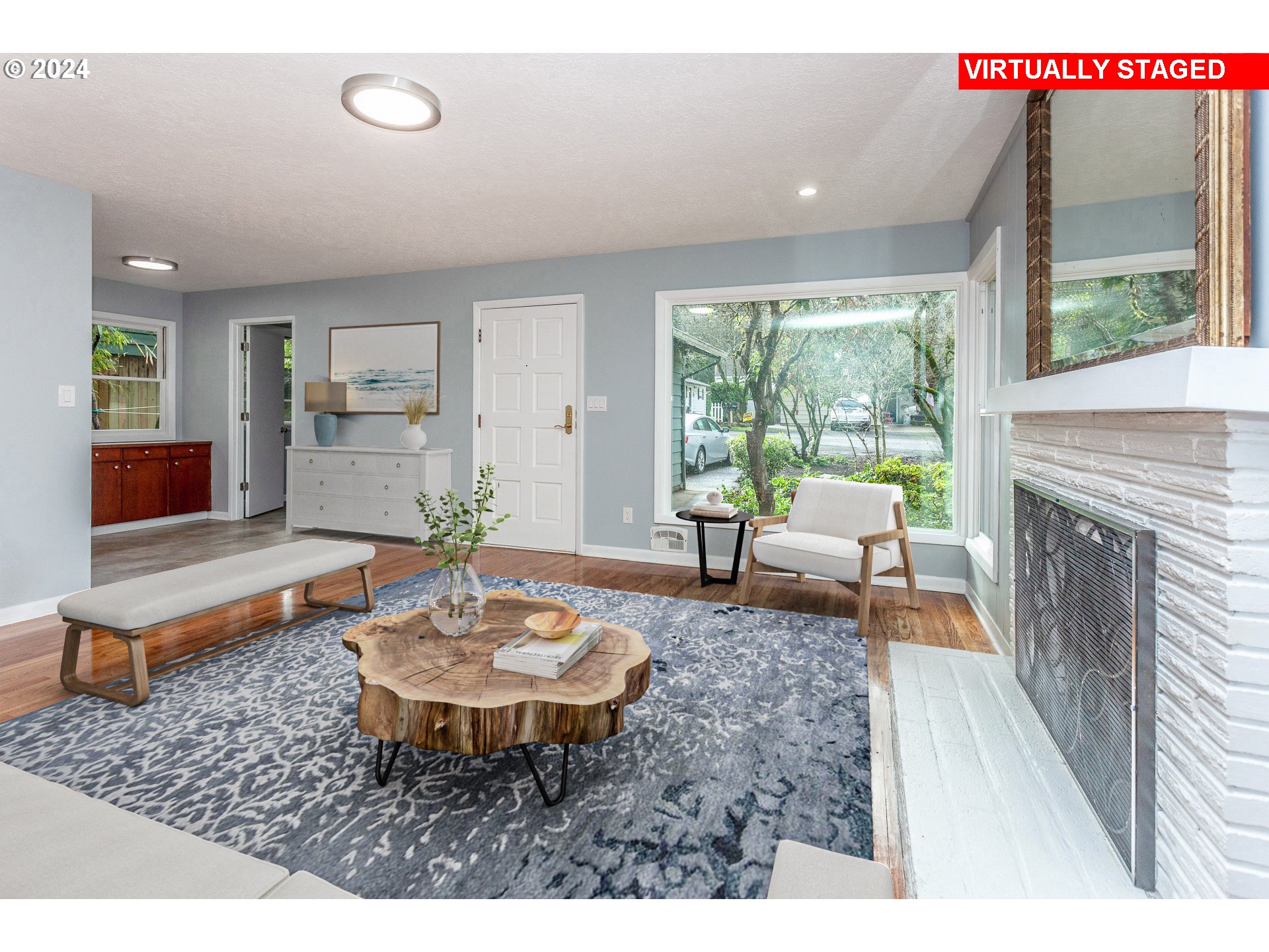 16184 LAKE FOREST BLVD