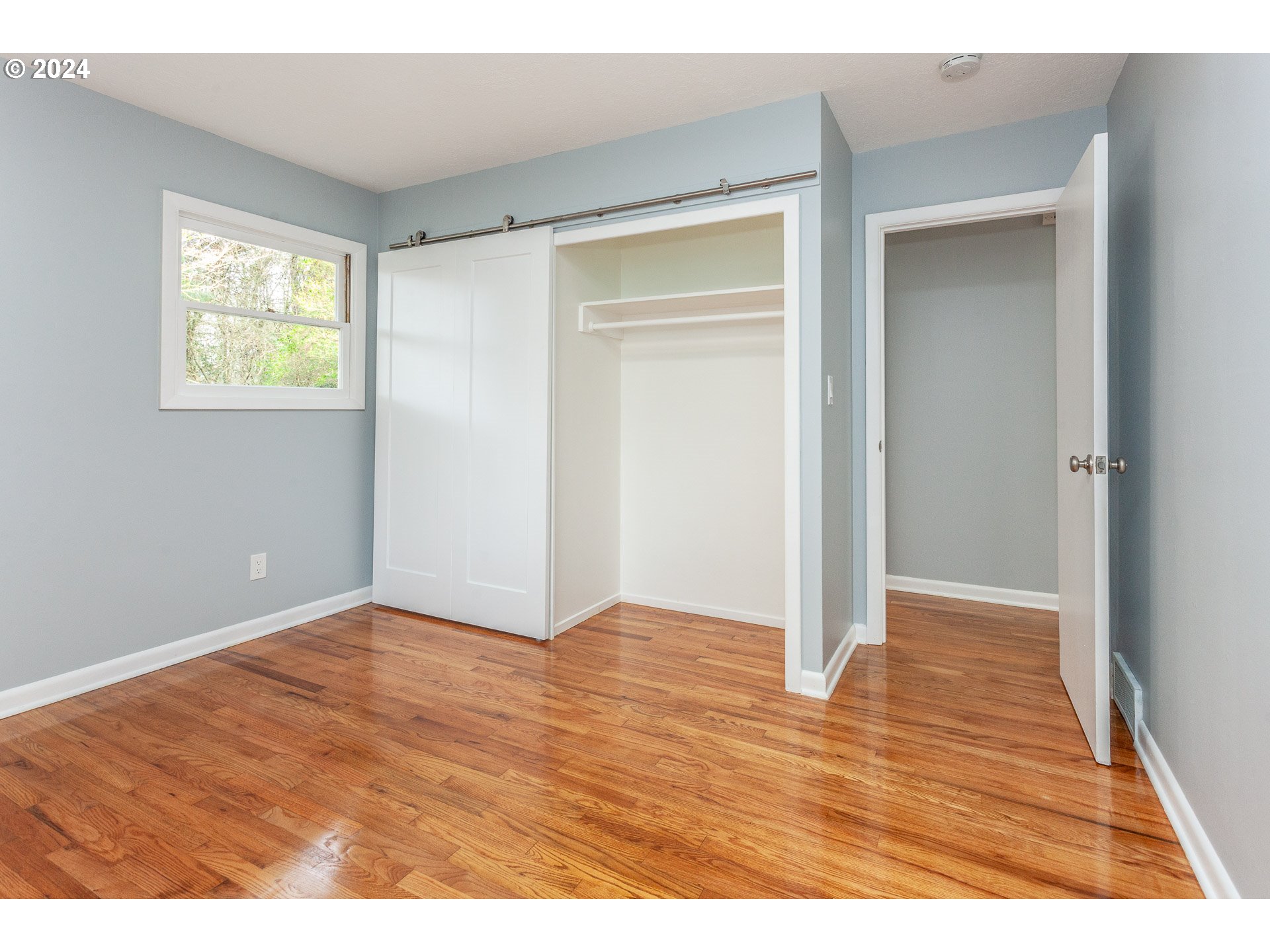 16184 LAKE FOREST BLVD