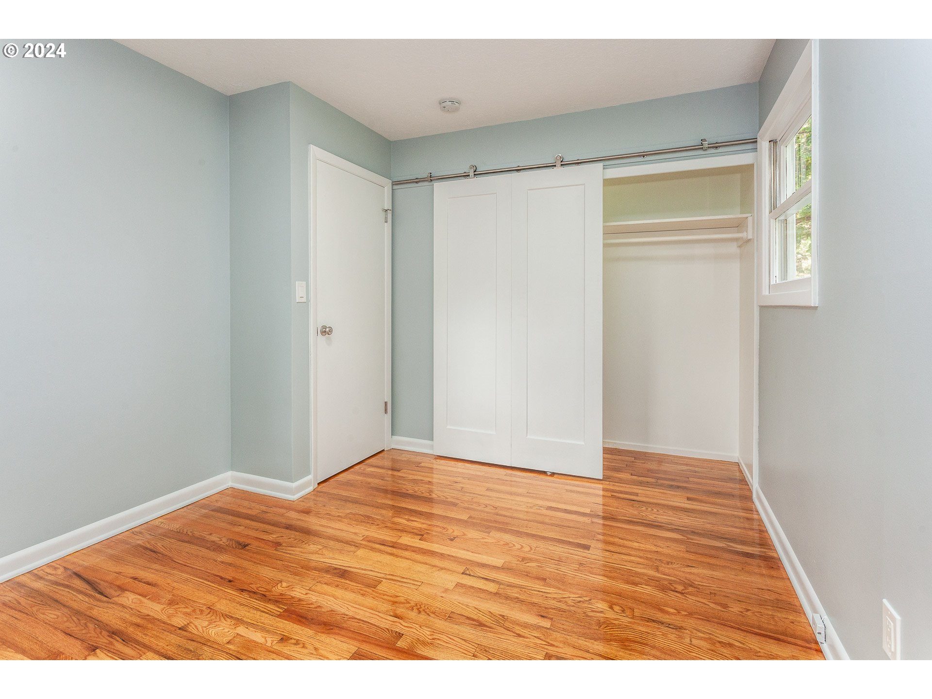 16184 LAKE FOREST BLVD