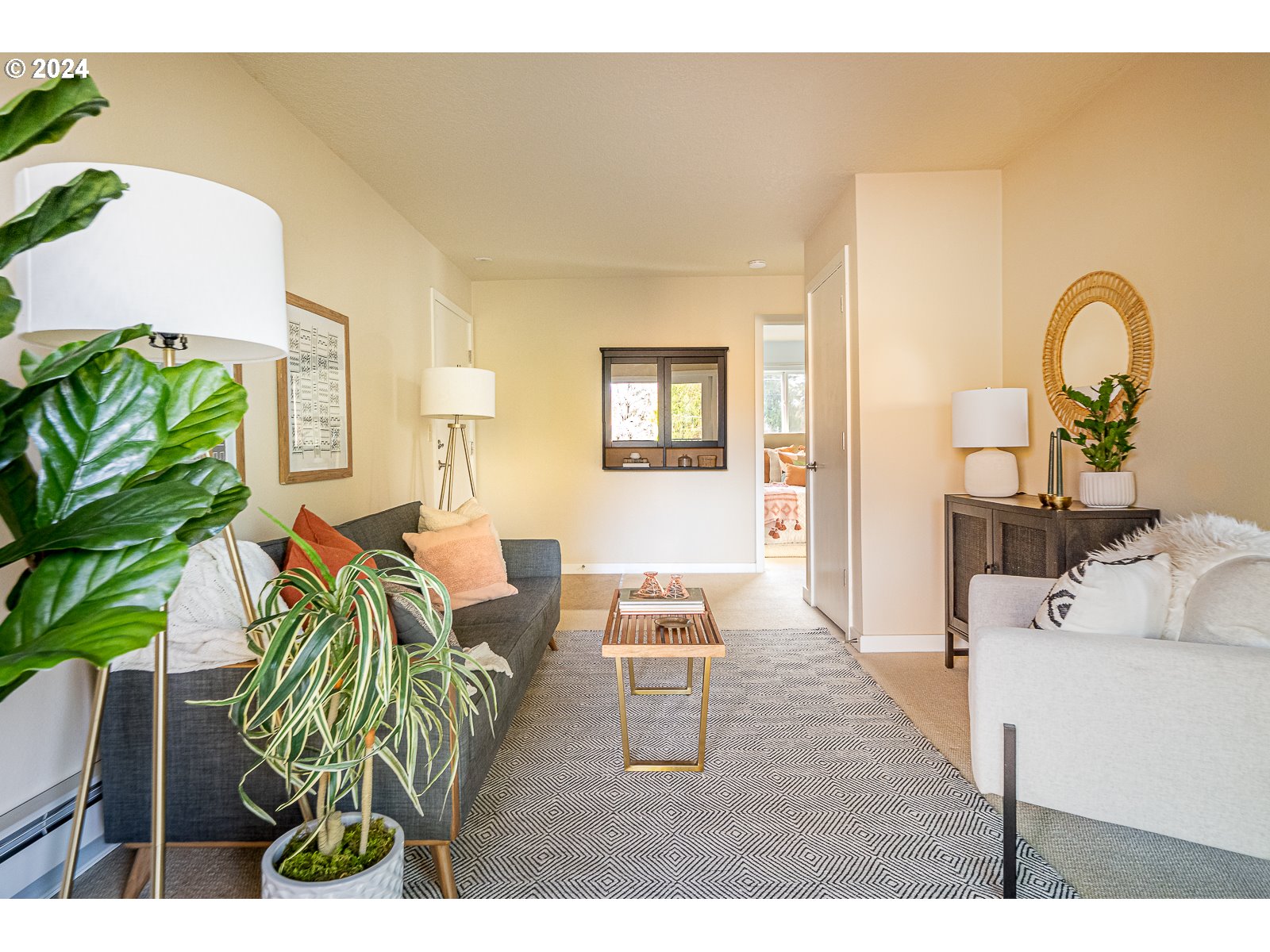 4655 NE KILLINGSWORTH ST 32