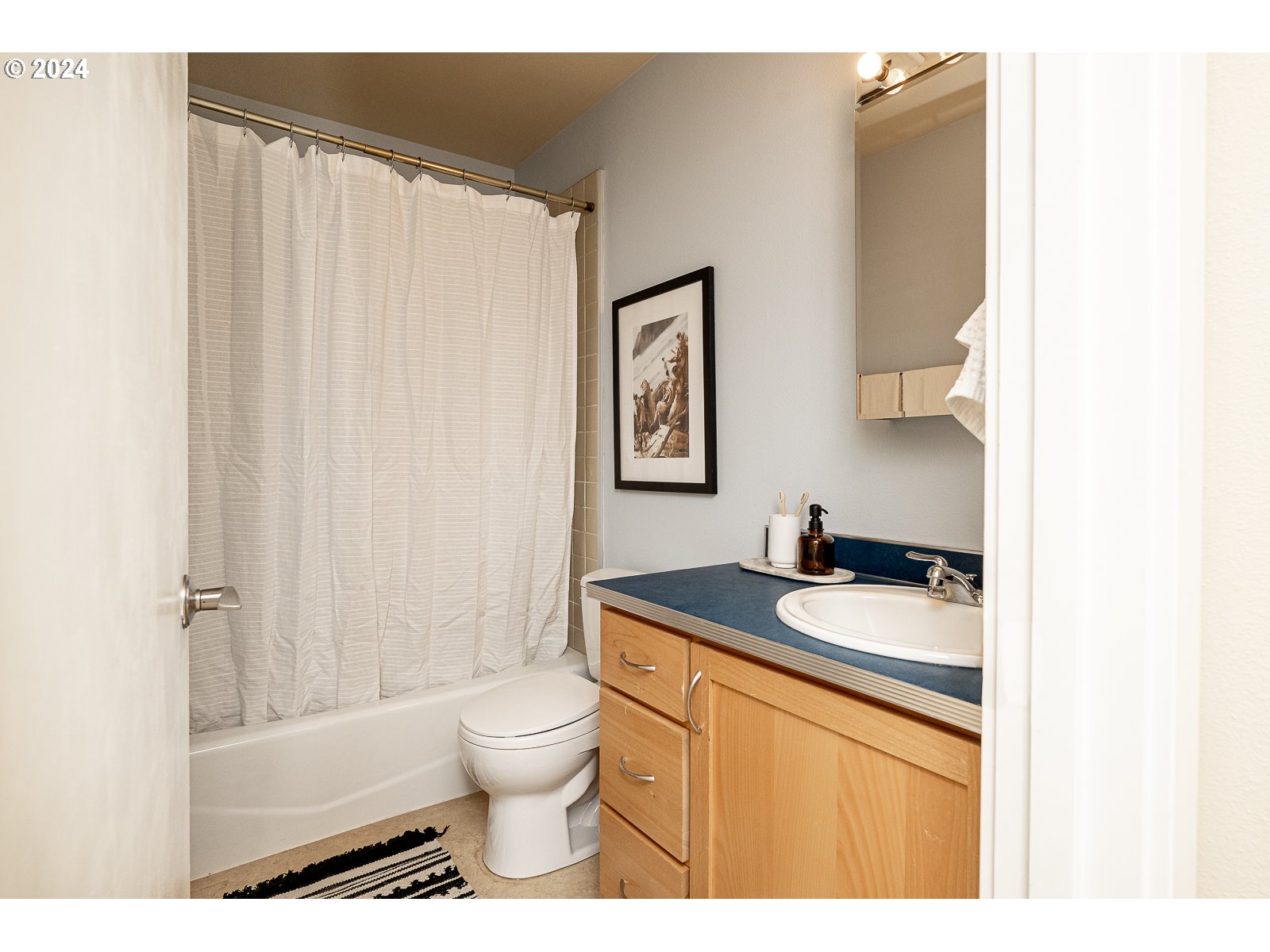 4655 NE KILLINGSWORTH ST 32