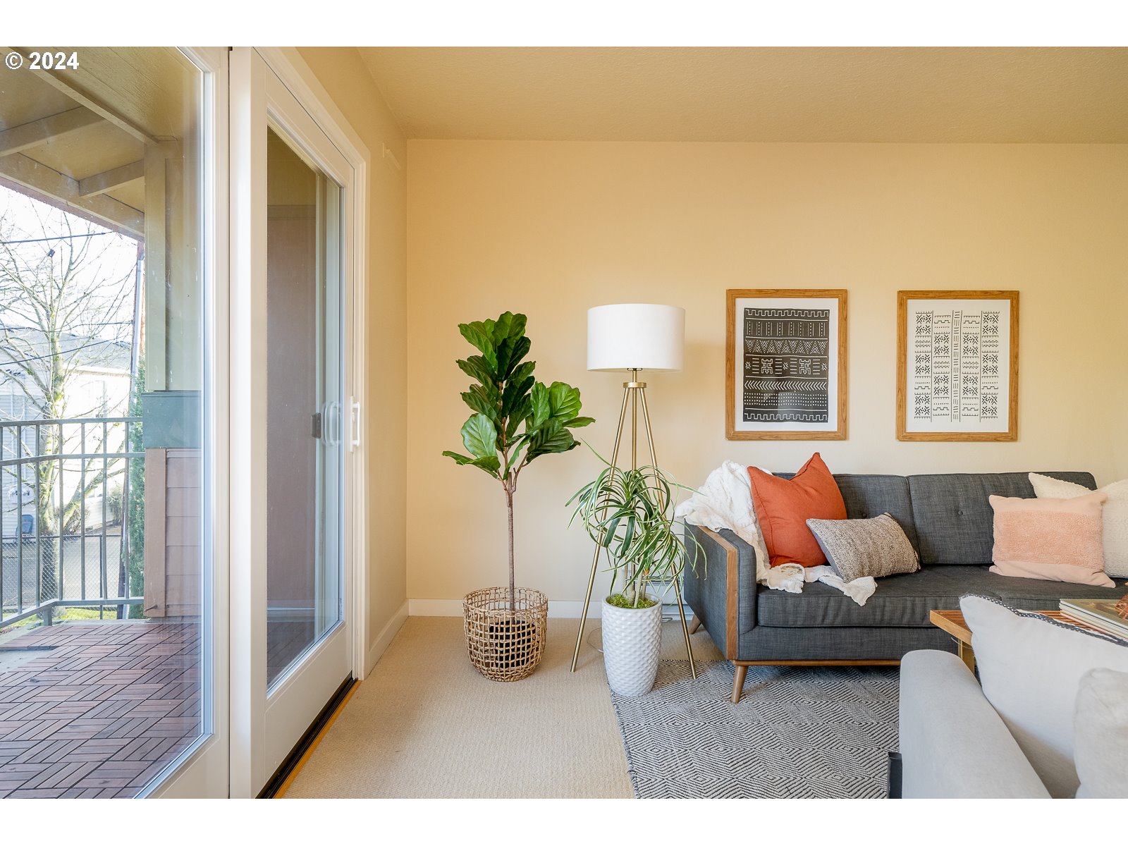 4655 NE KILLINGSWORTH ST 32