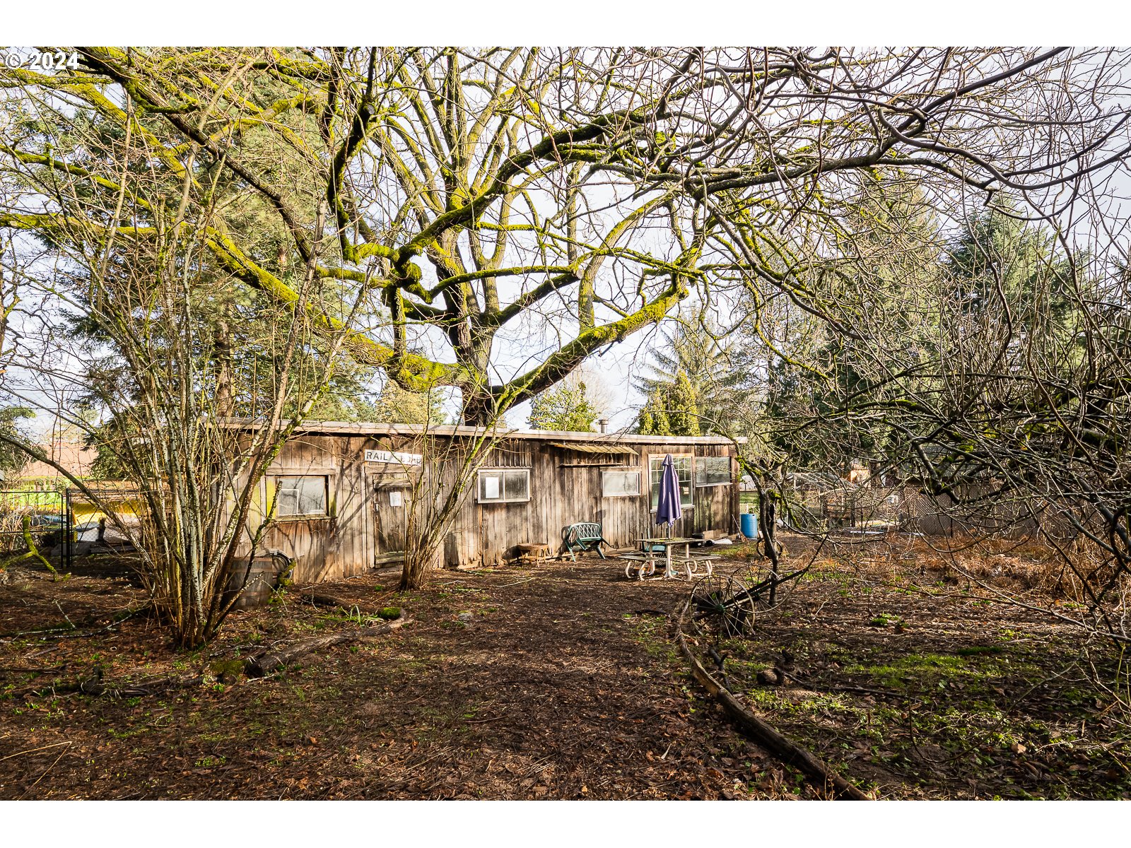 4655 NE KILLINGSWORTH ST 32