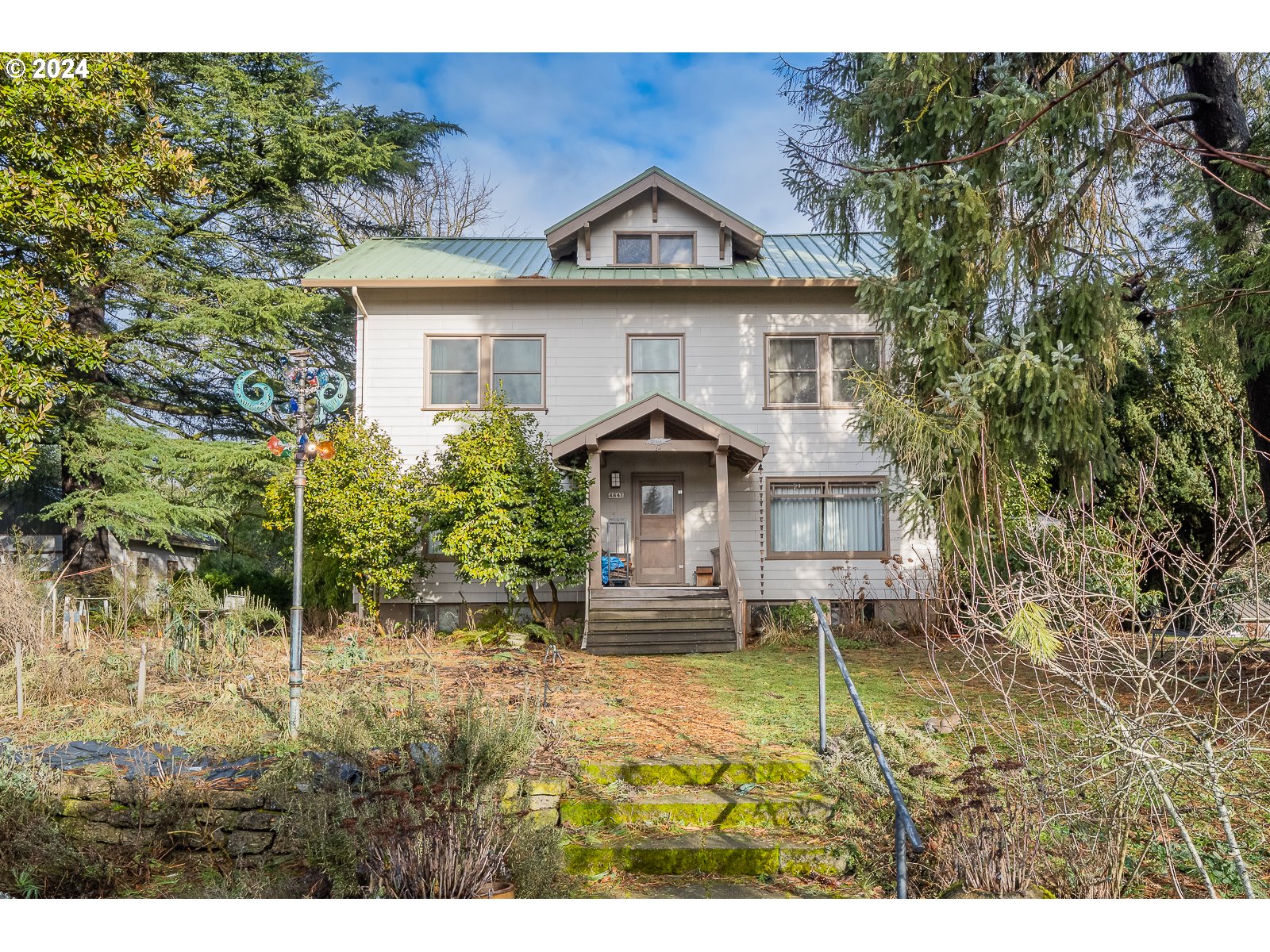 4655 NE KILLINGSWORTH ST 32