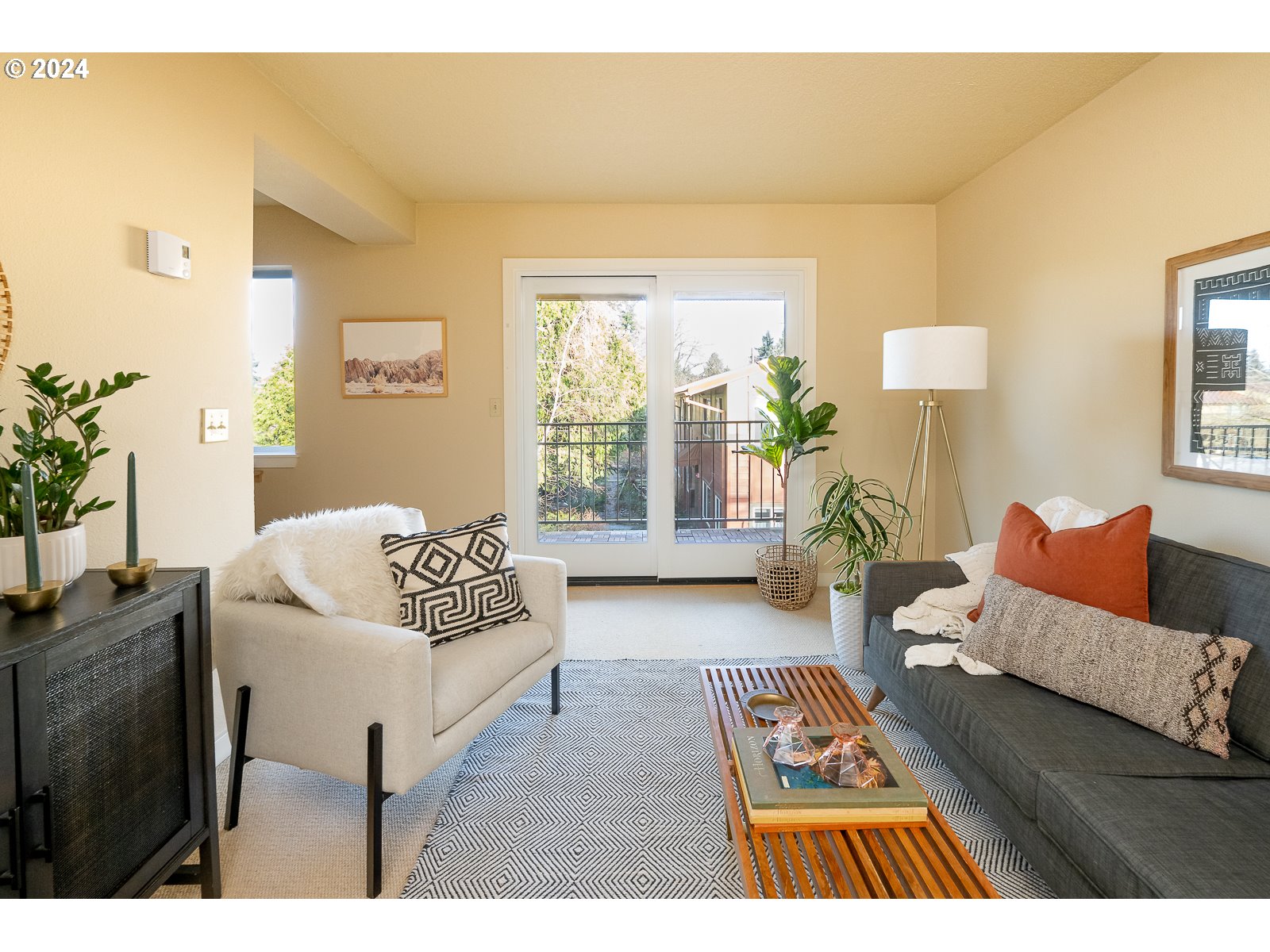 4655 NE KILLINGSWORTH ST 32