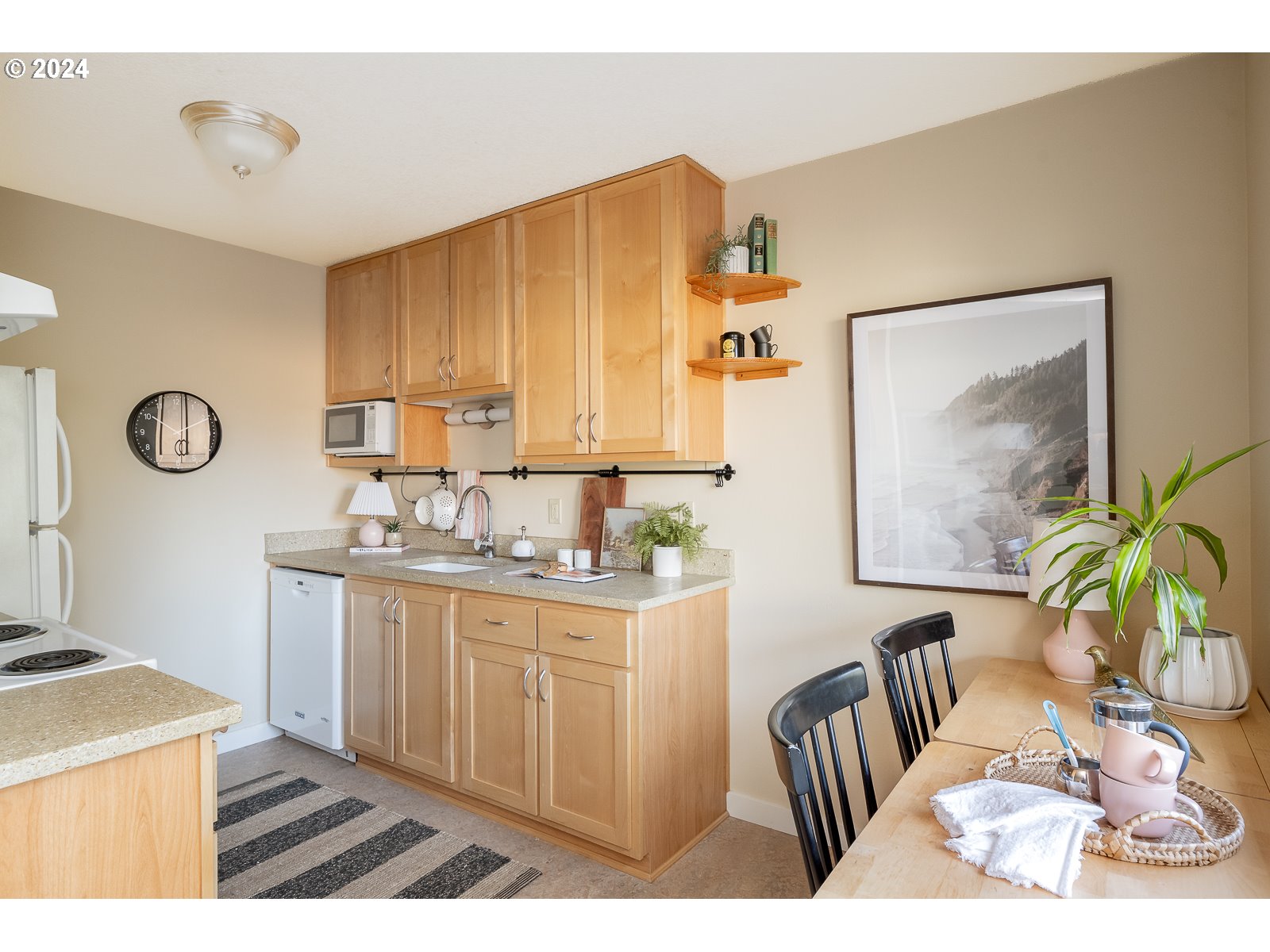 4655 NE KILLINGSWORTH ST 32