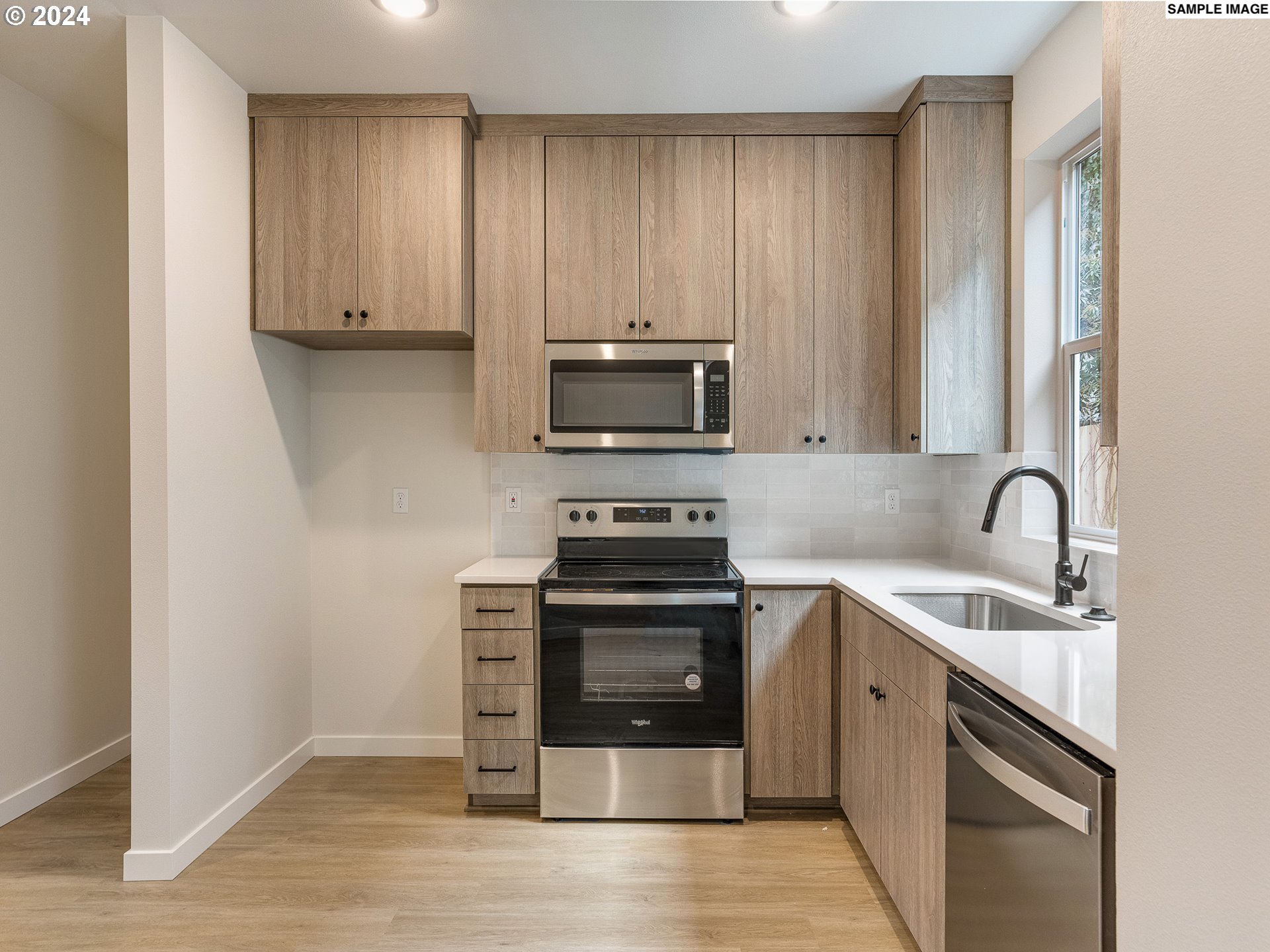 2223 SE 12th AVE 6