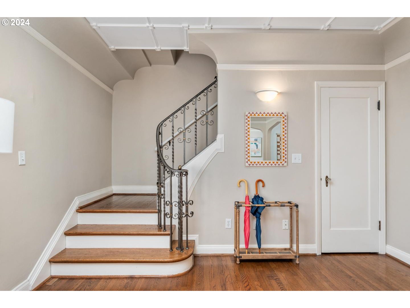 2325 NE FLANDERS ST 12