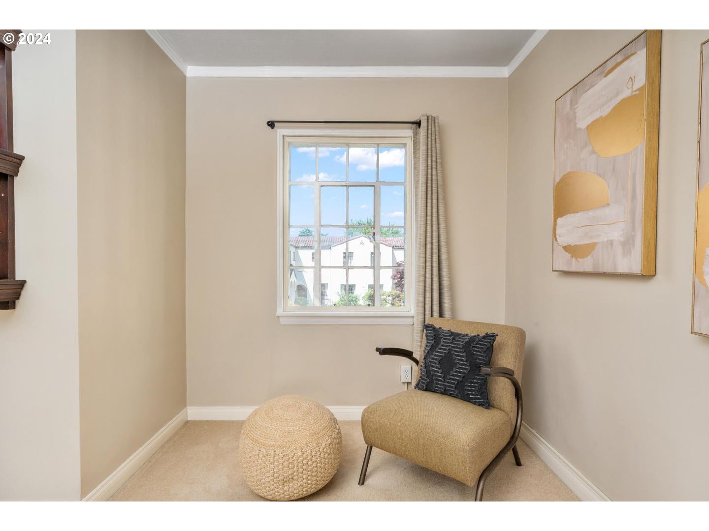 2325 NE FLANDERS ST 12