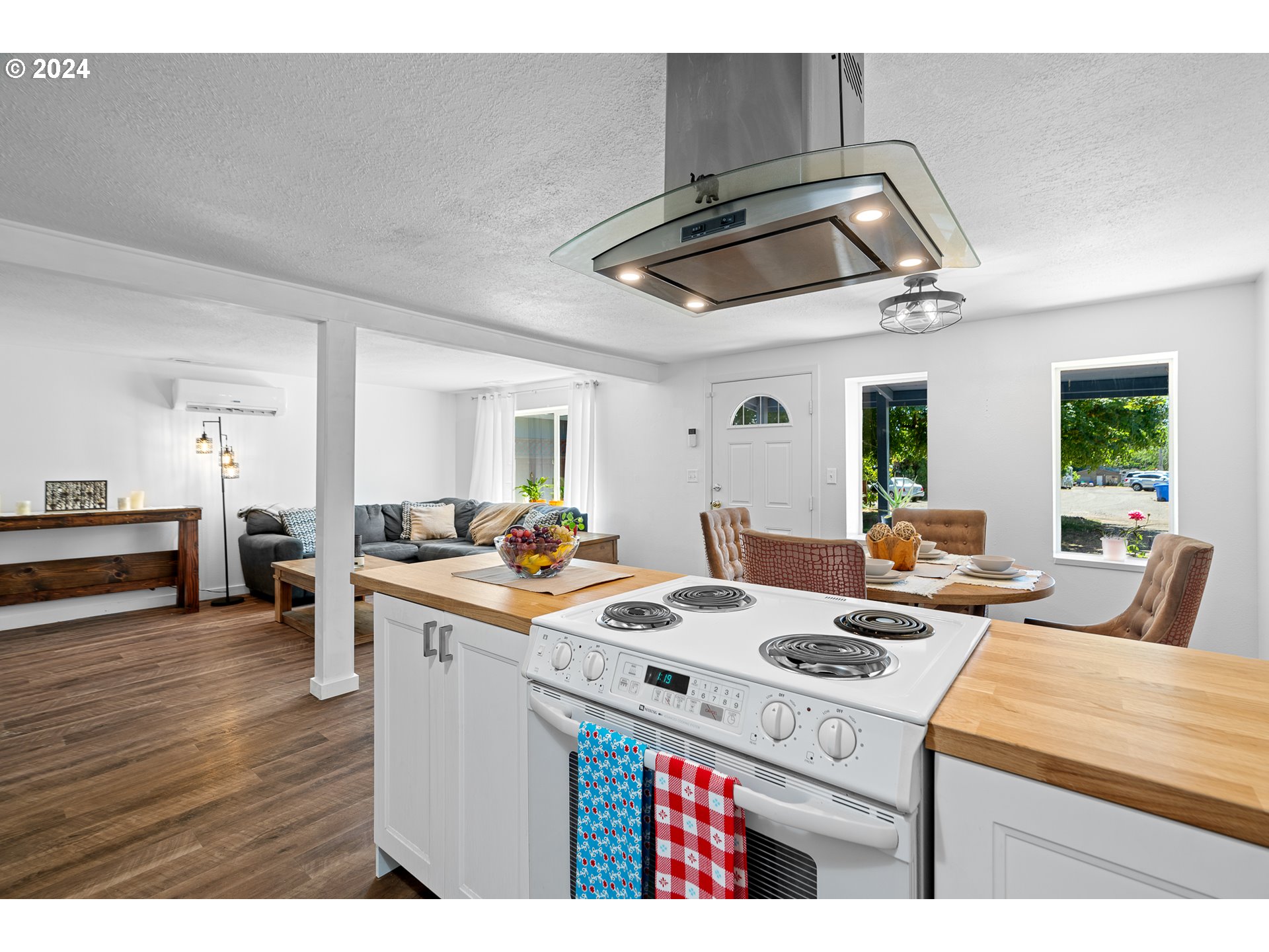 11957 SE TIBBETTS ST