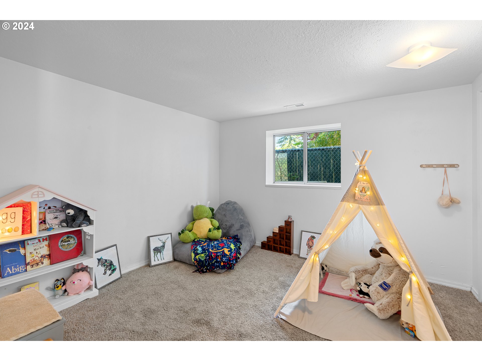 11957 SE TIBBETTS ST