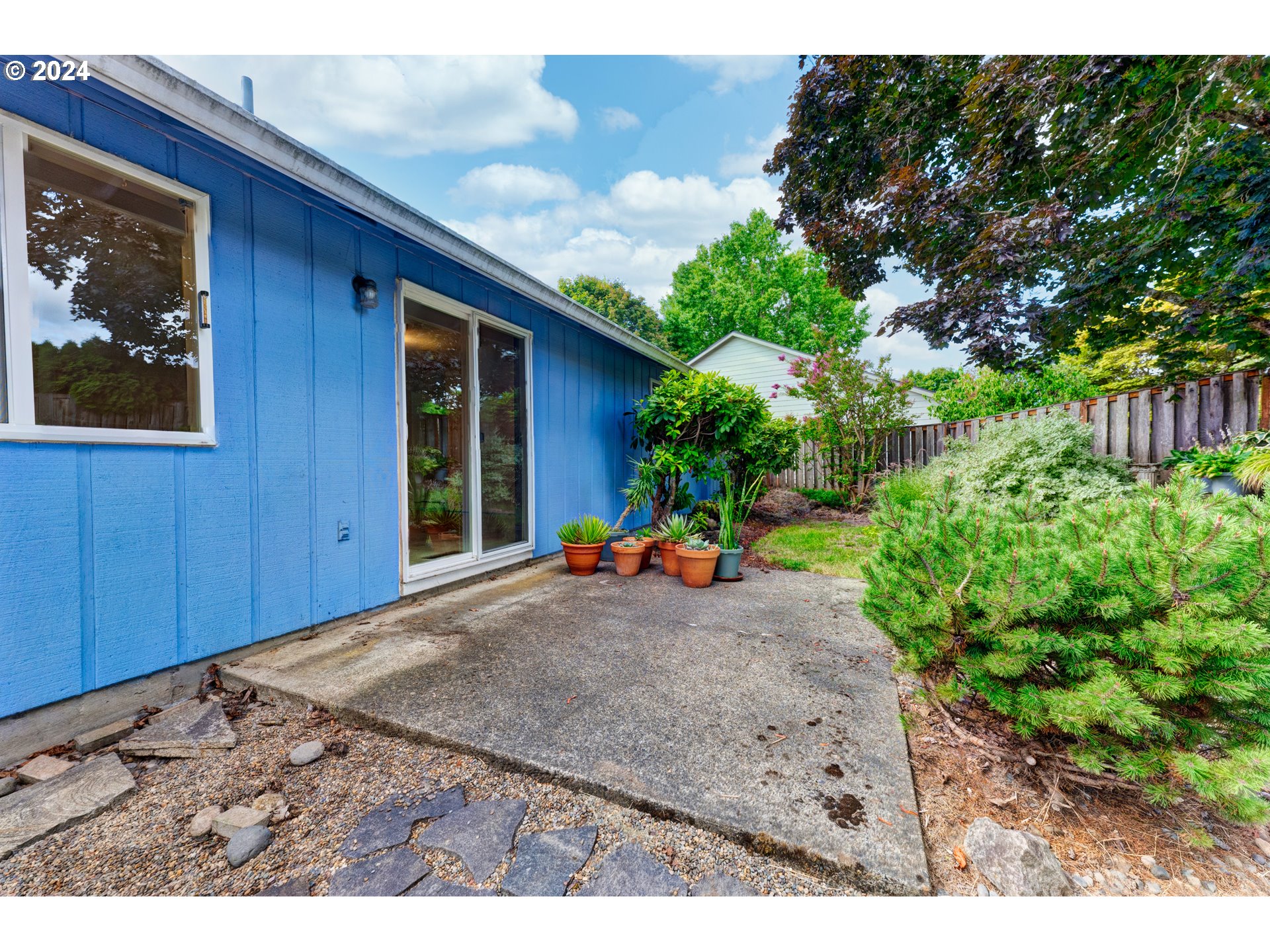 8625 SW MONTICELLO ST