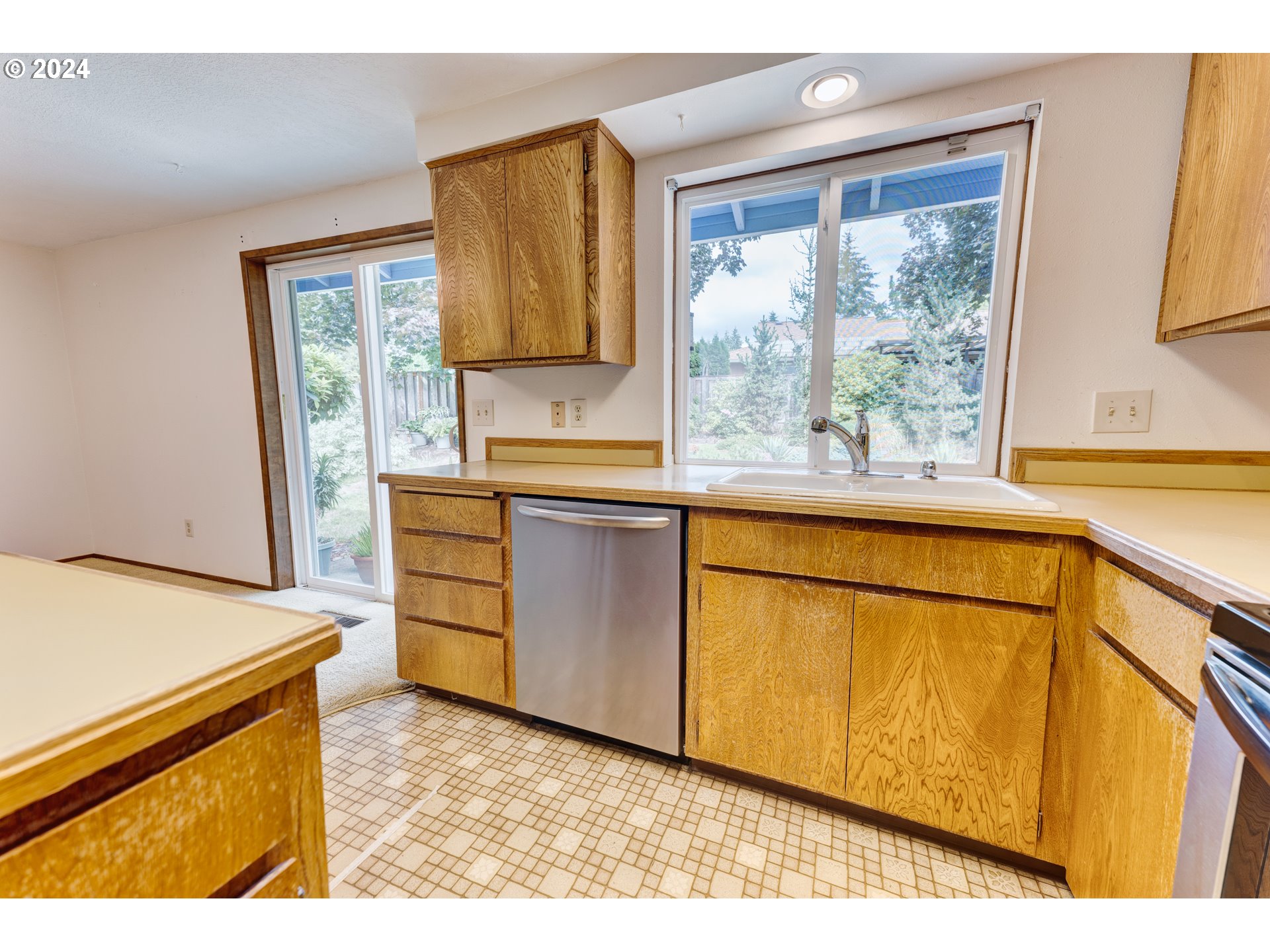 8625 SW MONTICELLO ST