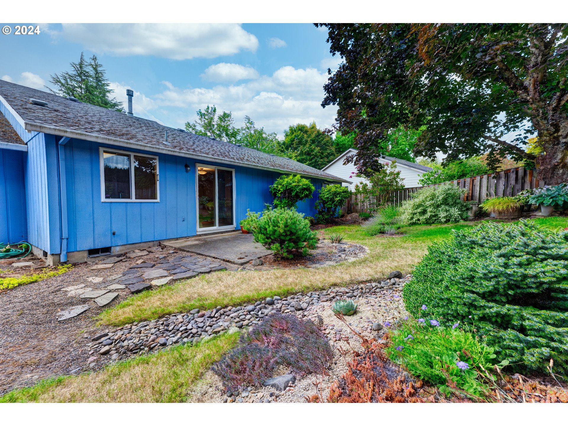 8625 SW MONTICELLO ST