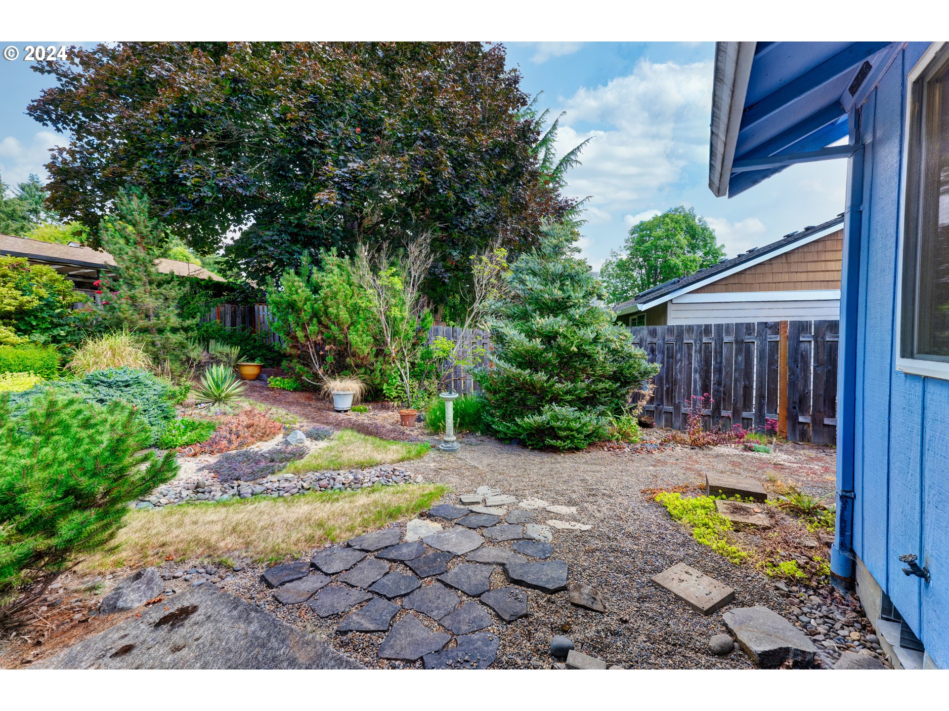 8625 SW MONTICELLO ST