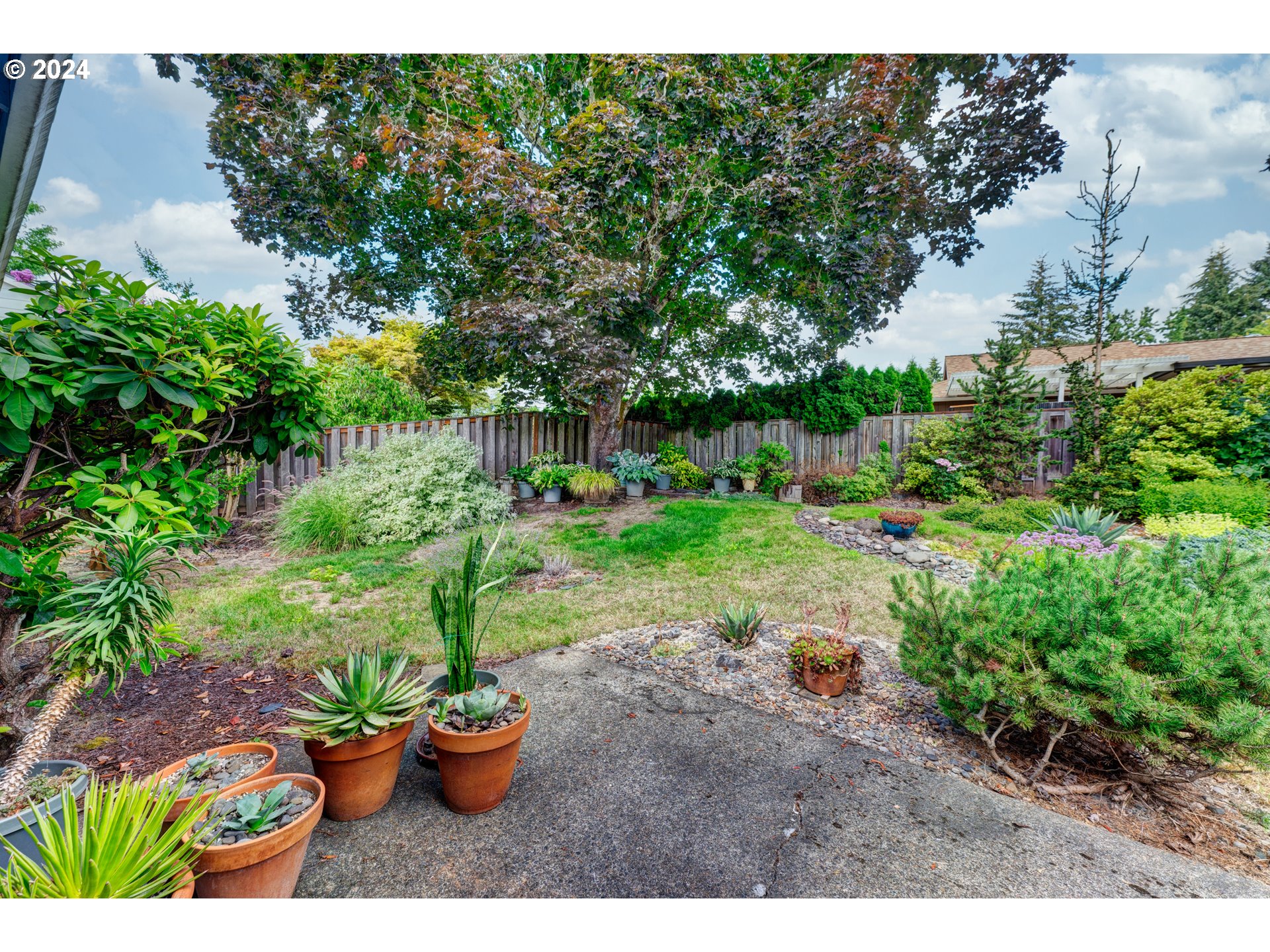 8625 SW MONTICELLO ST