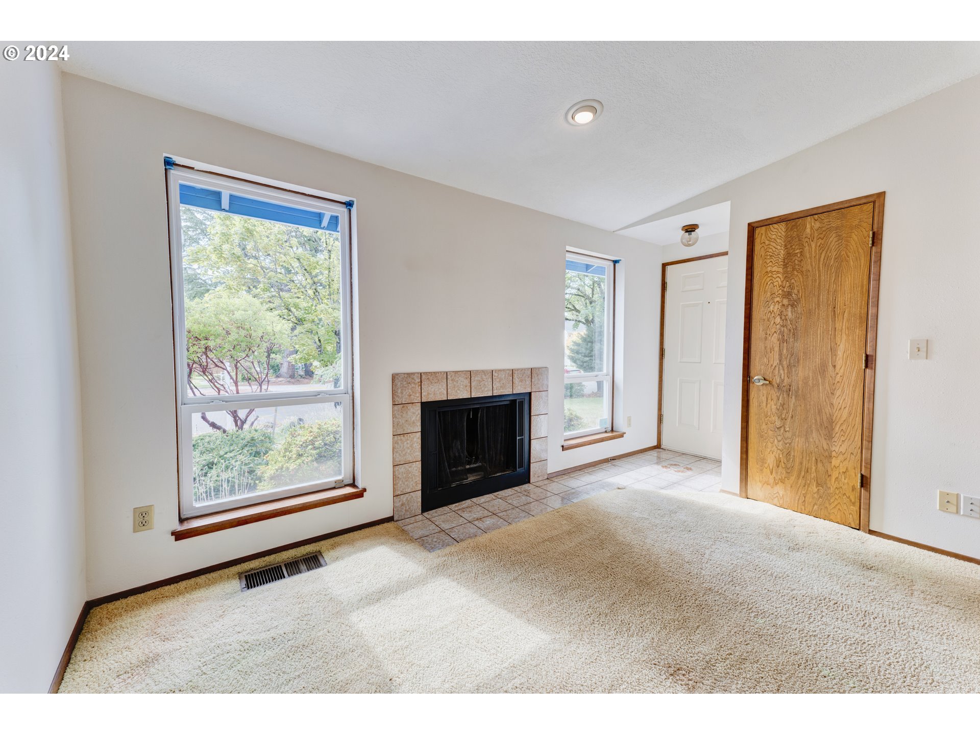 8625 SW MONTICELLO ST