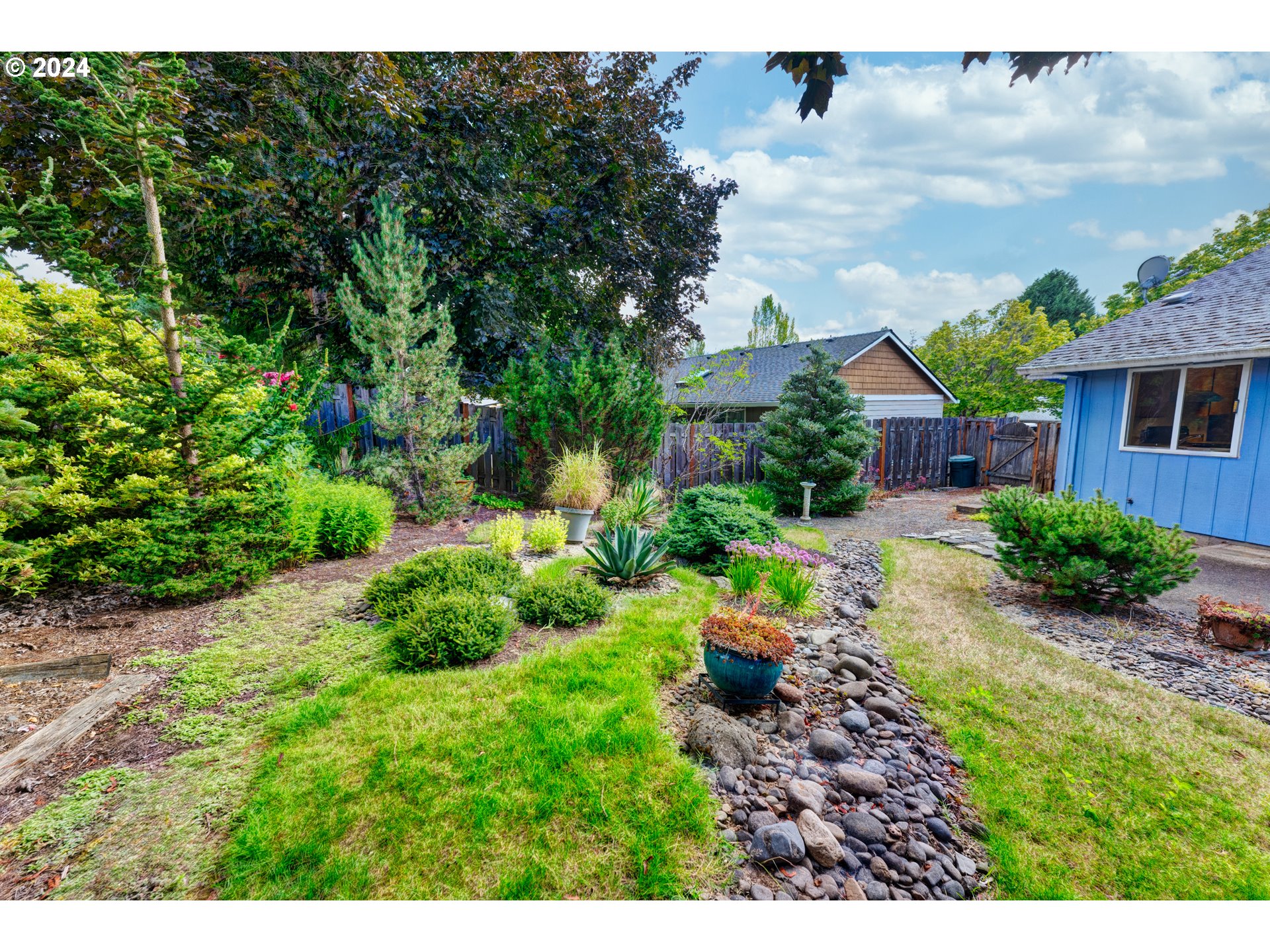 8625 SW MONTICELLO ST