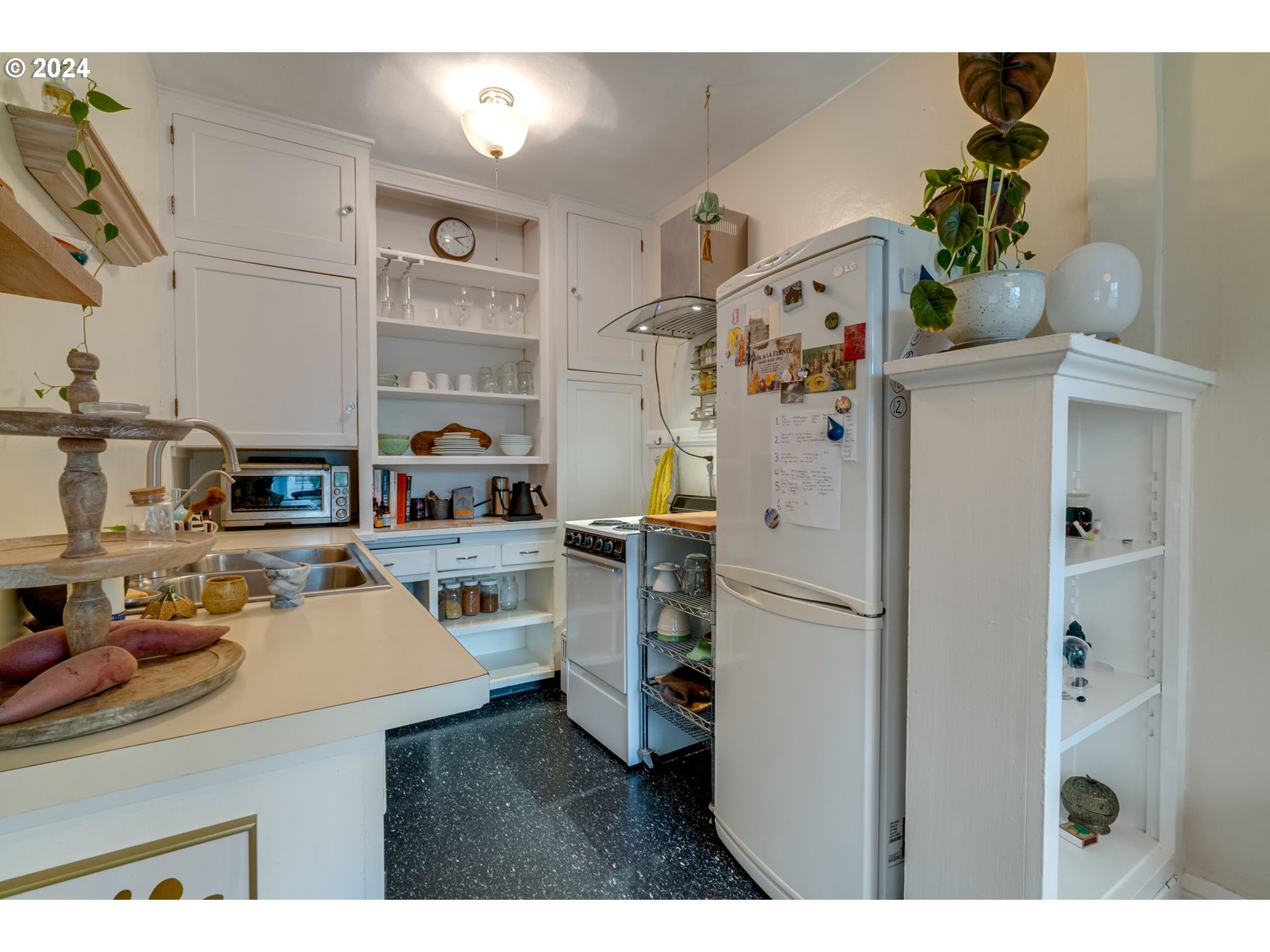 507 NW 22ND AVE 302