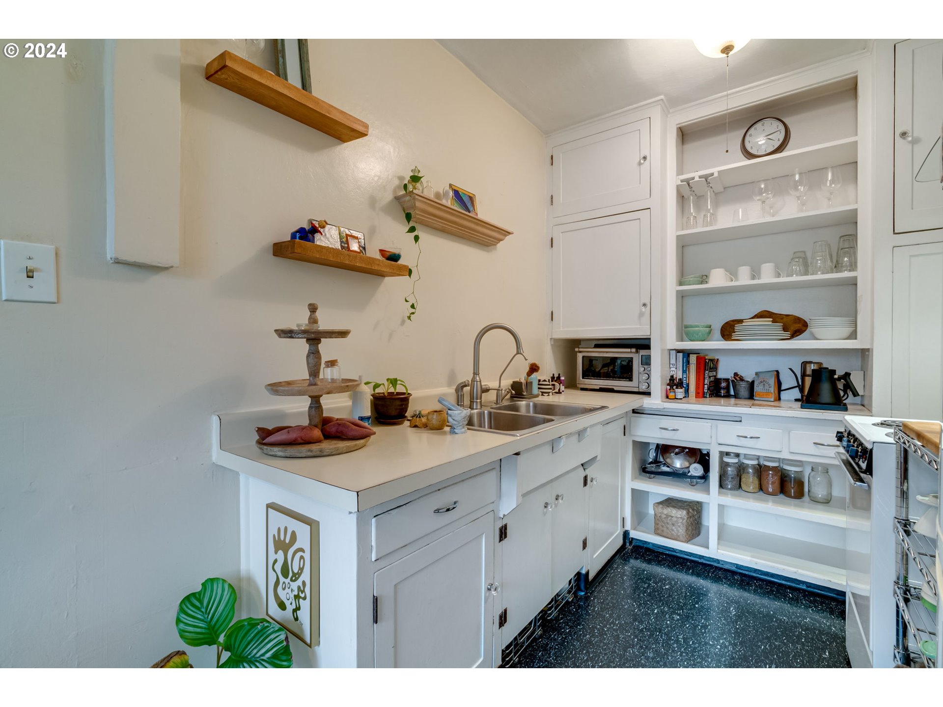 507 NW 22ND AVE 302