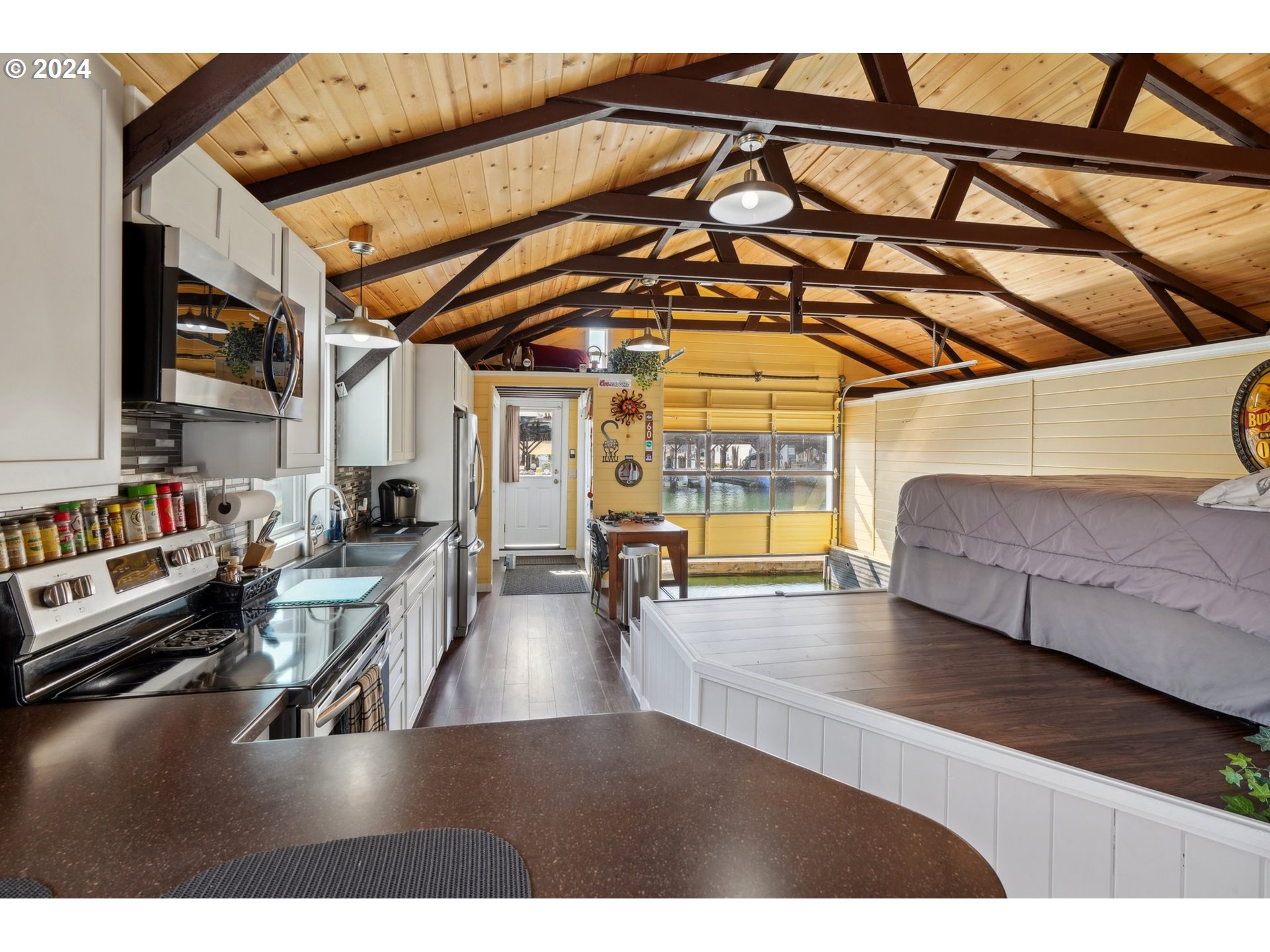 2915 NE Marine DR A8