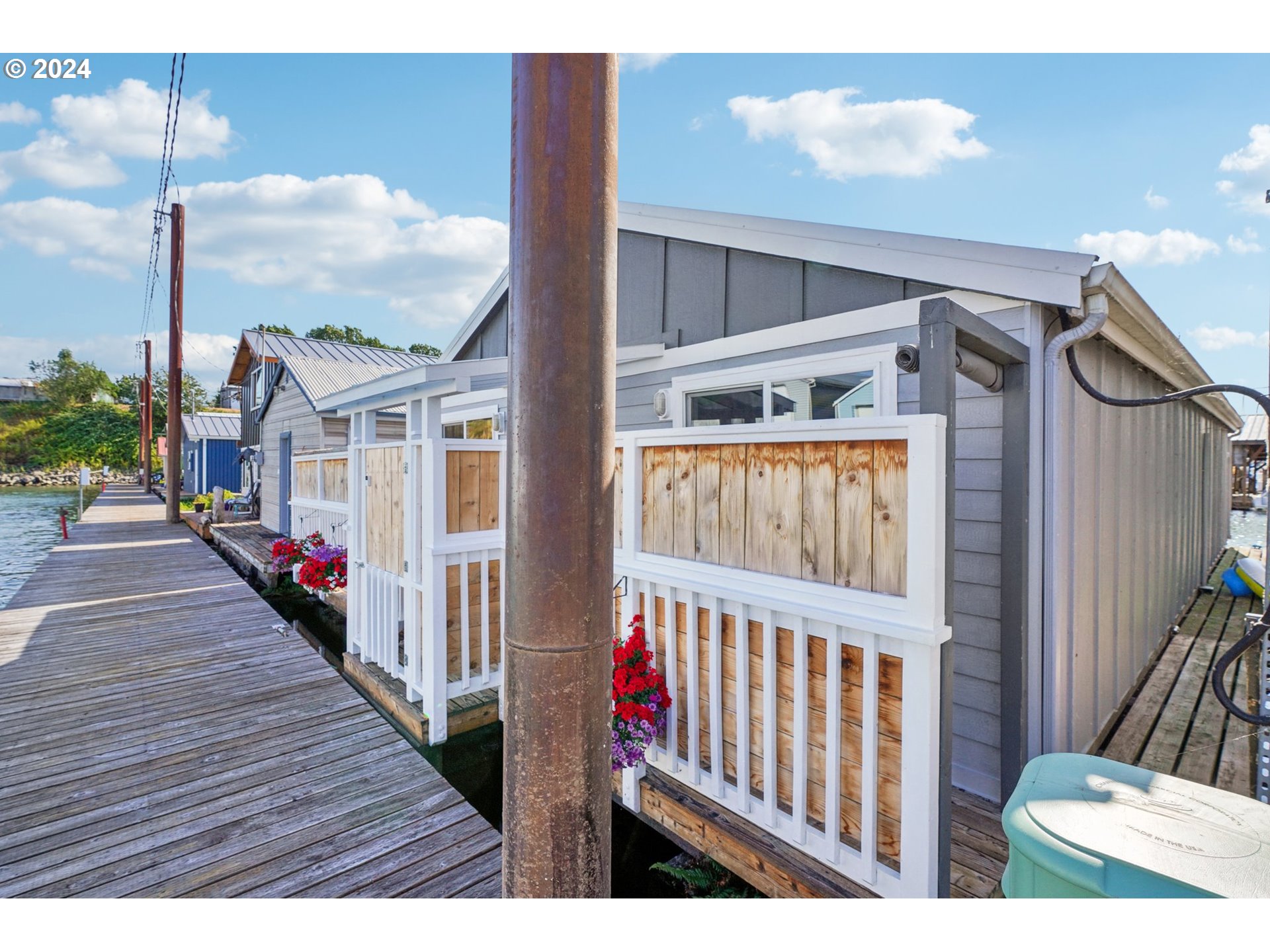 2915 NE Marine DR A8