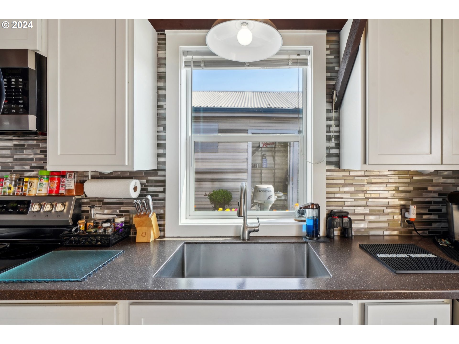 2915 NE Marine DR A8