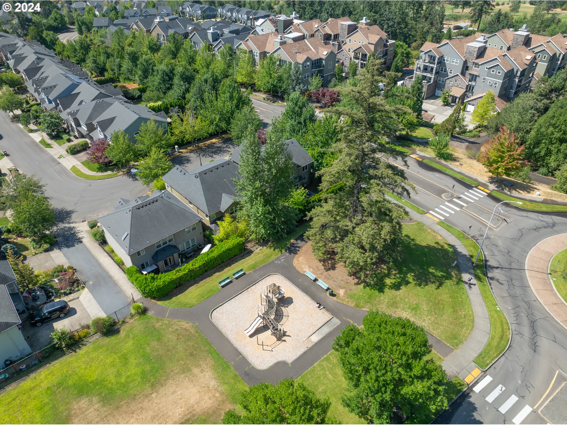 11550 SE AERIE CRESCENT RD