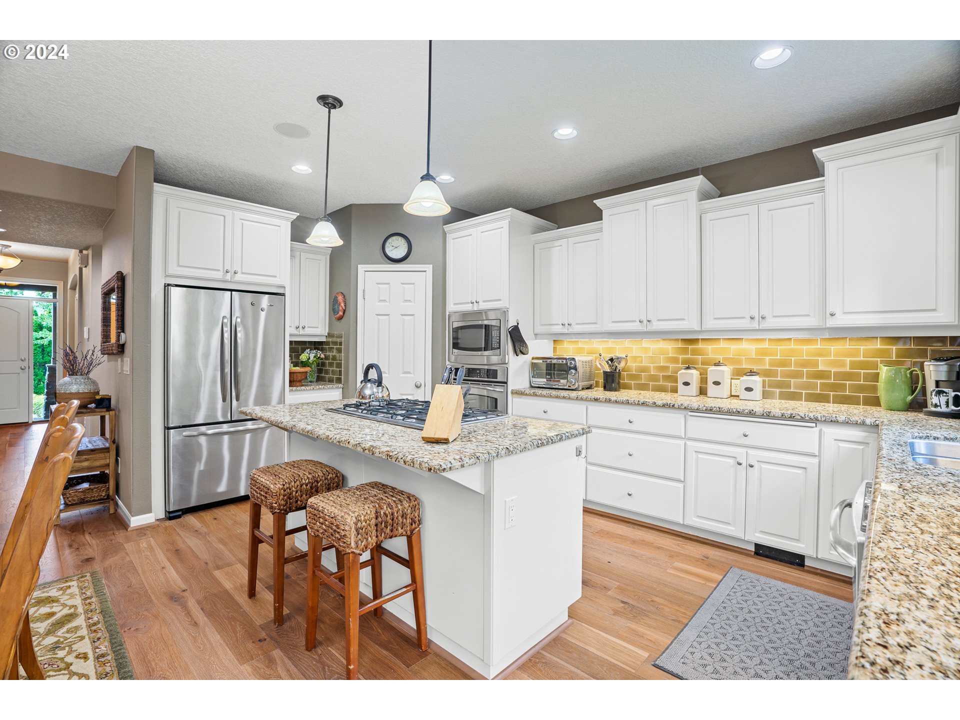 11550 SE AERIE CRESCENT RD