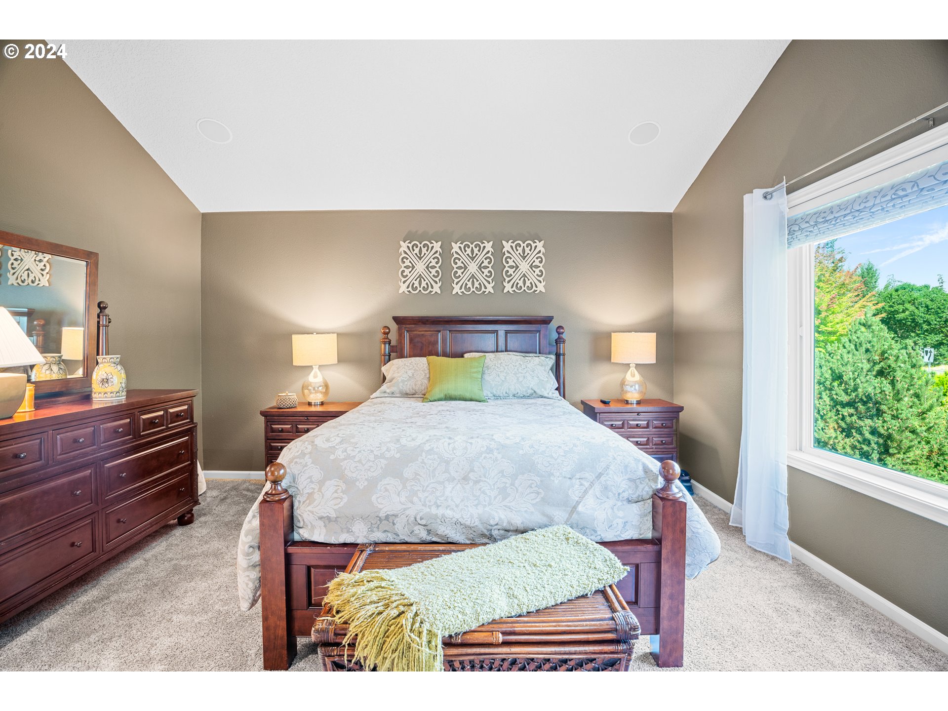 11550 SE AERIE CRESCENT RD