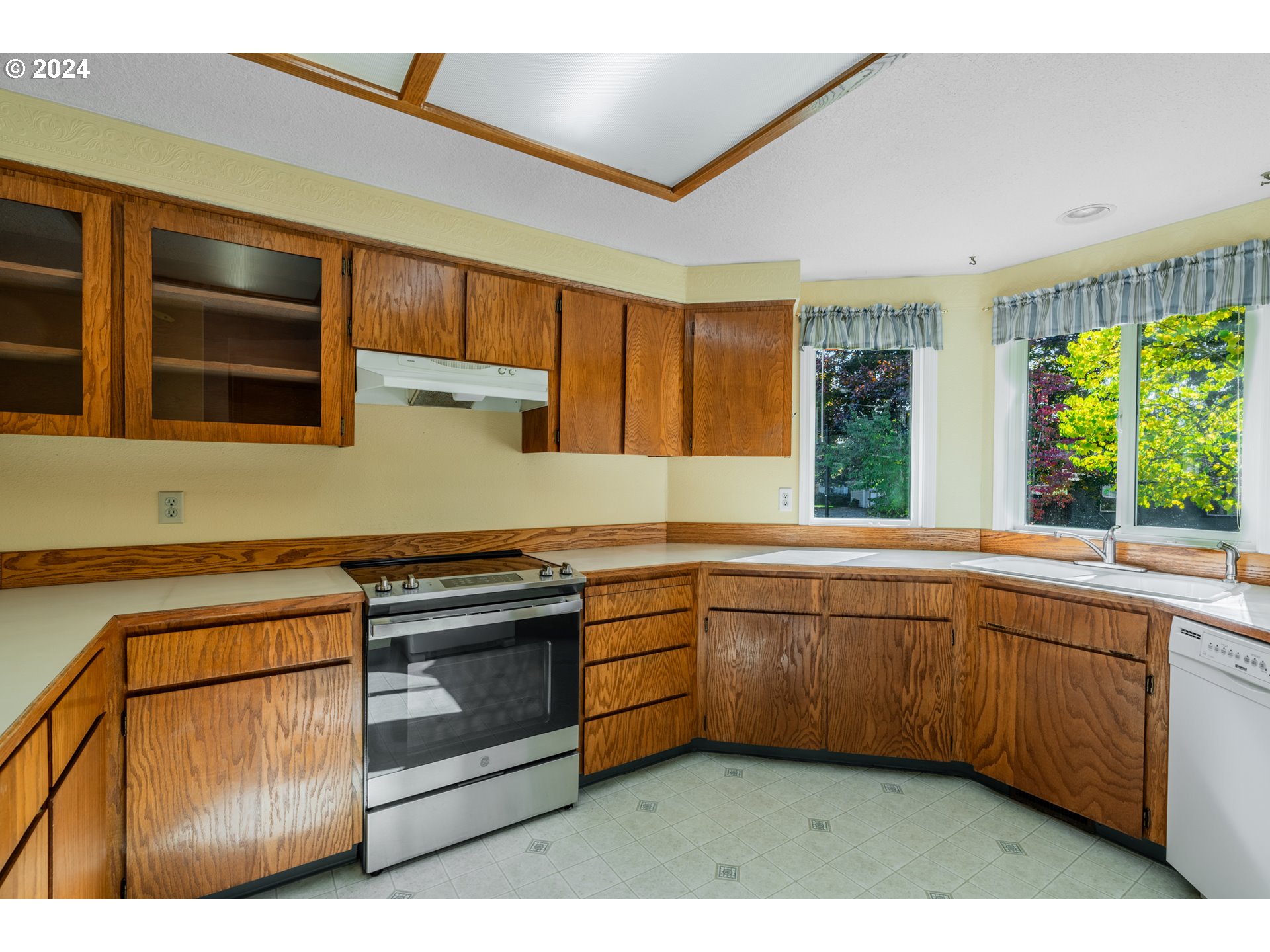 7755 SW TOURNAMENT CT