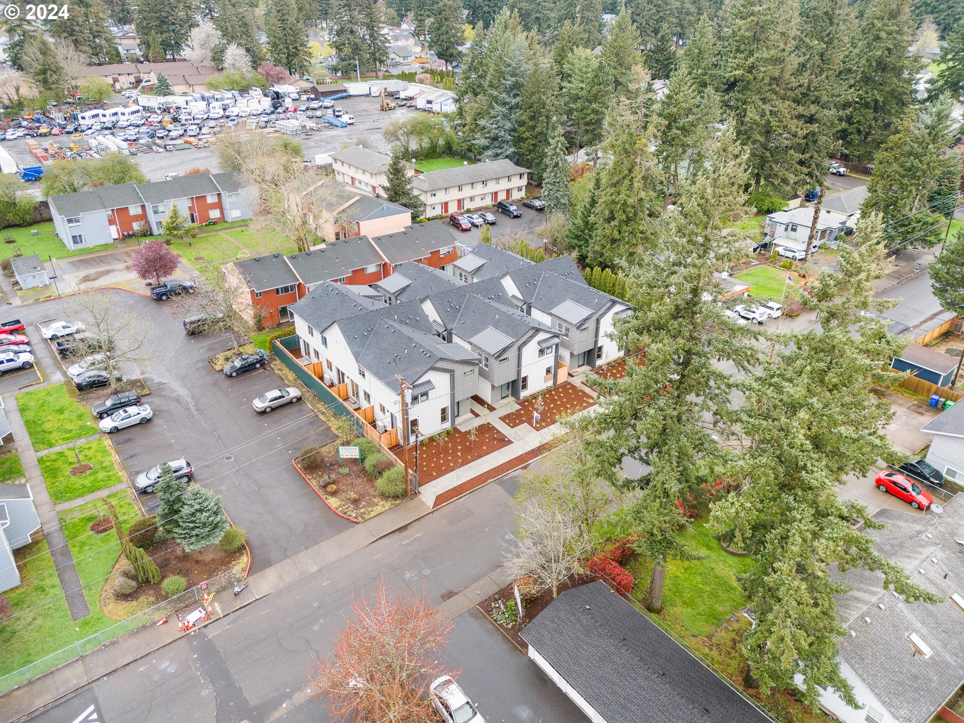 2377 SE 135th AVE 4