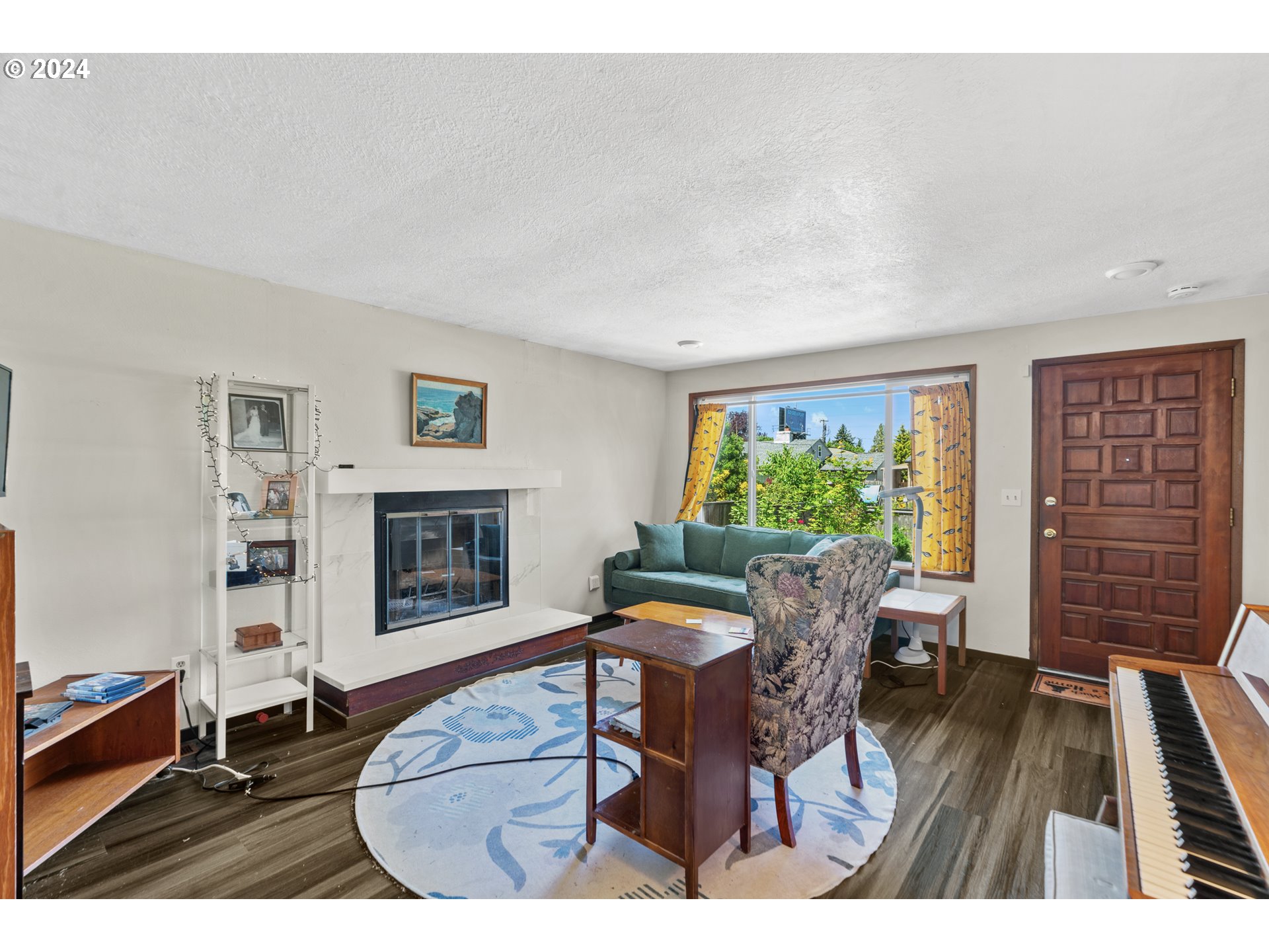 11854 SE WASHINGTON ST