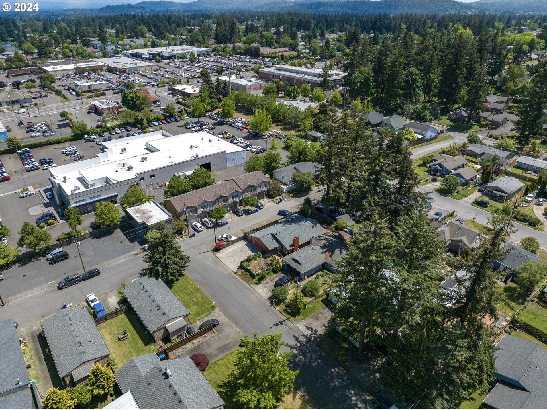 11854 SE WASHINGTON ST