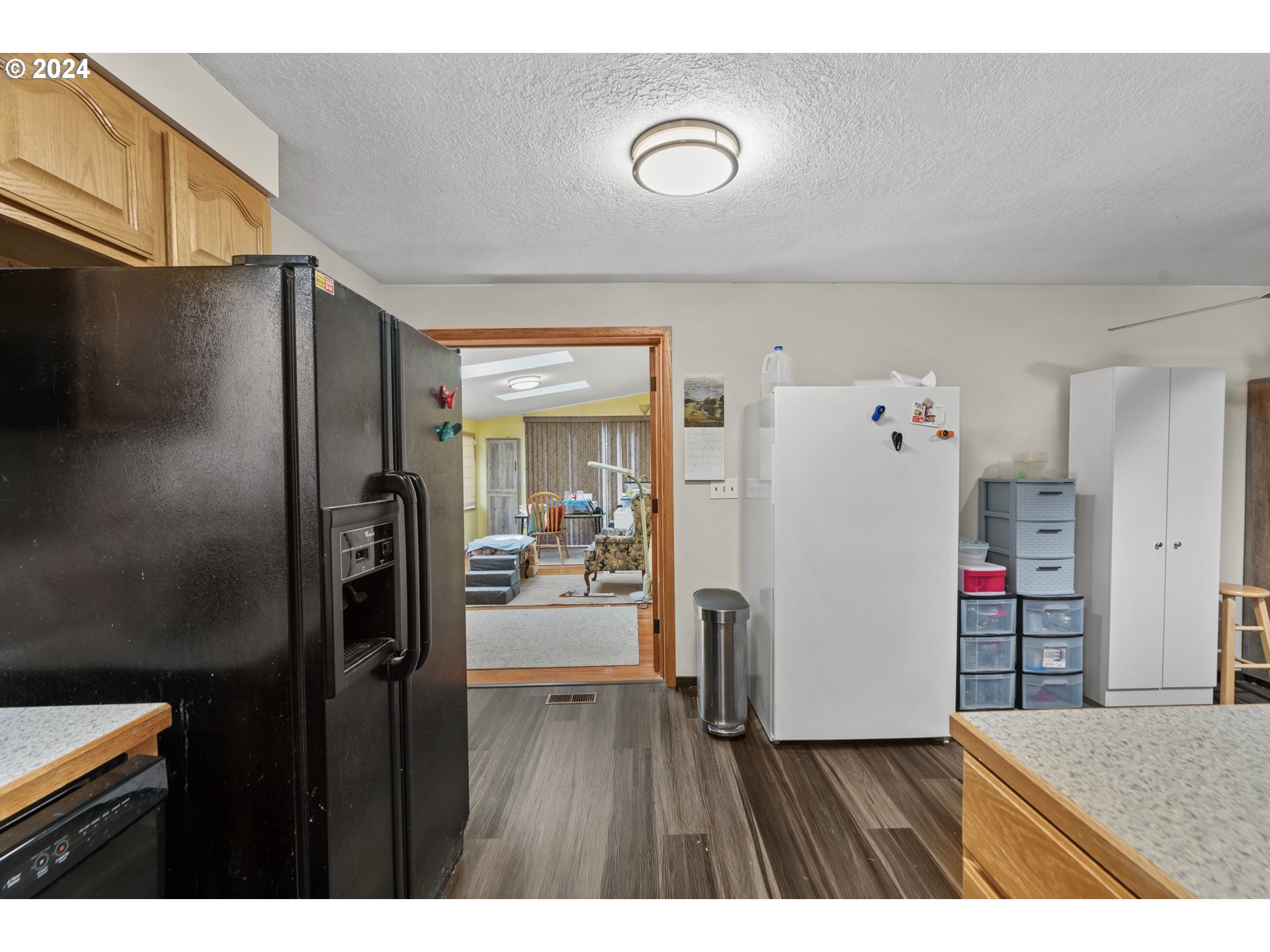 11854 SE WASHINGTON ST