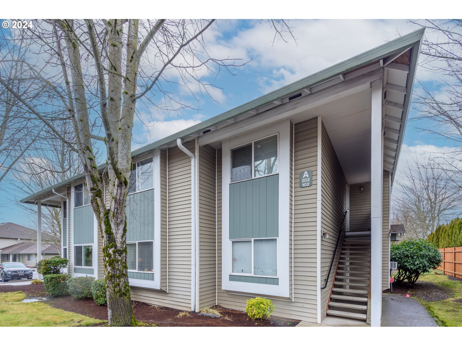 4848 W POWELL BLVD 102