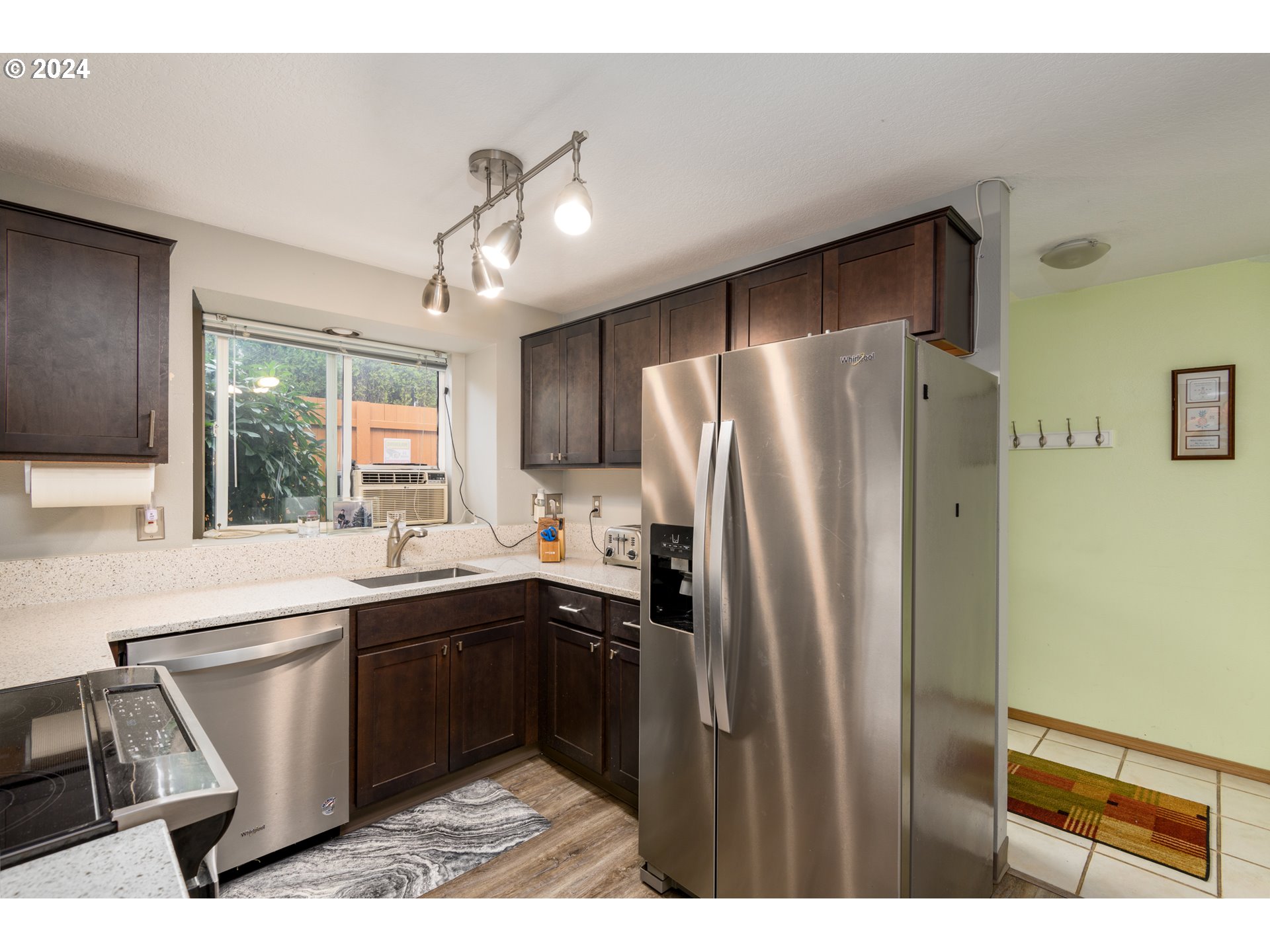 4848 W POWELL BLVD 102