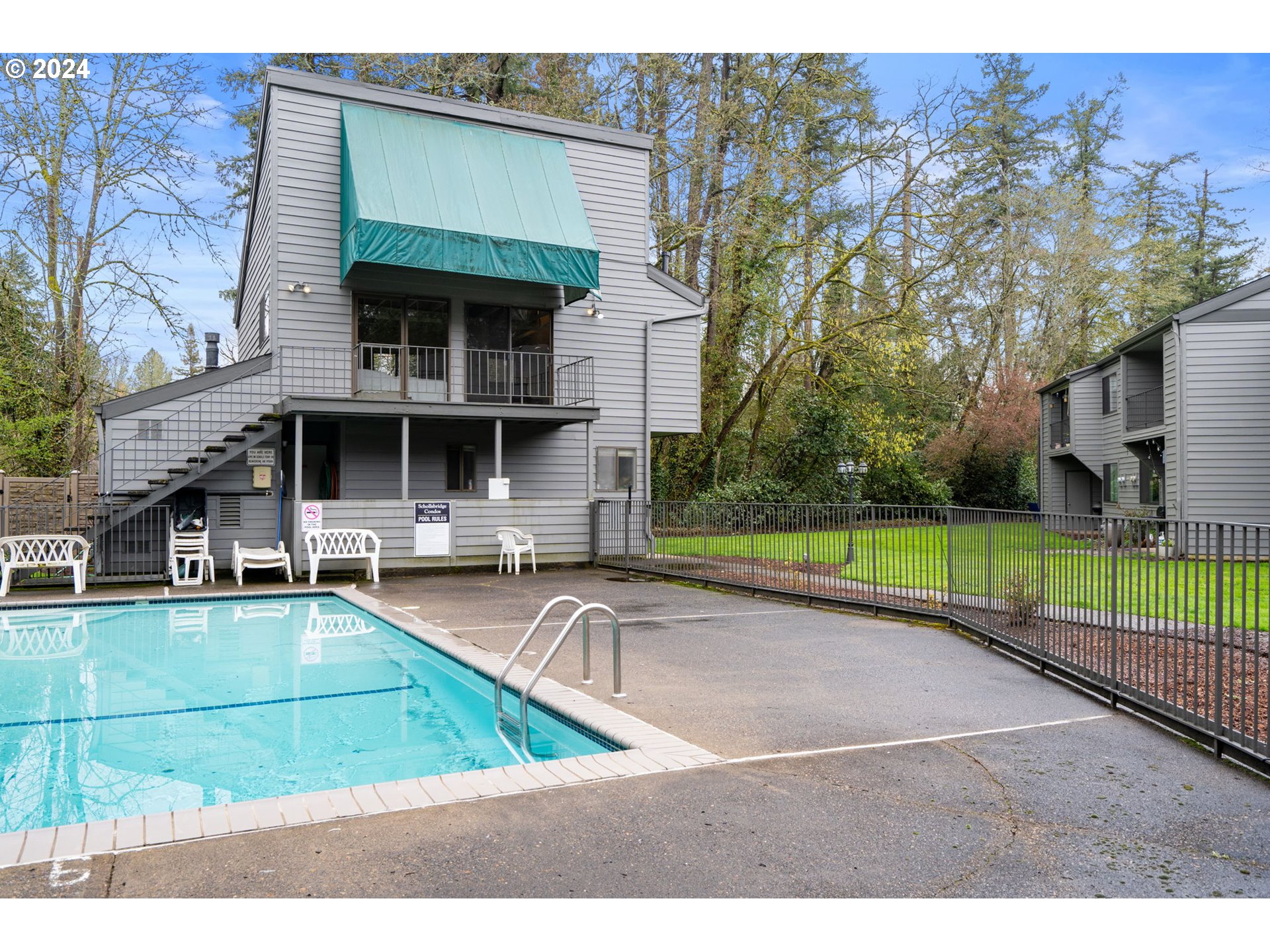 6745 SW Scholls Ferry RD #3