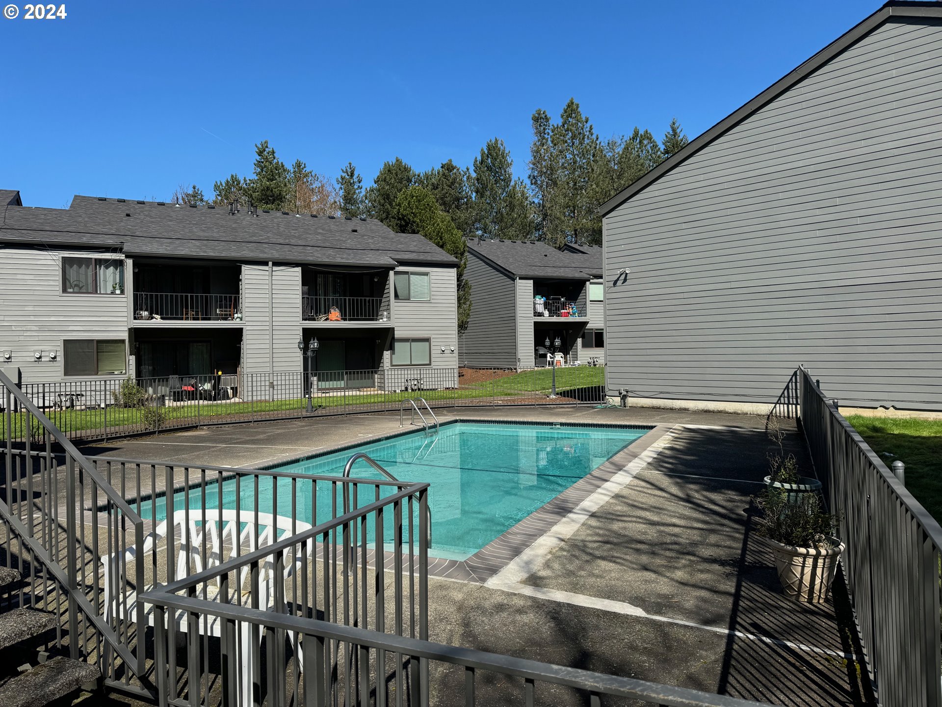 6745 SW Scholls Ferry RD #3