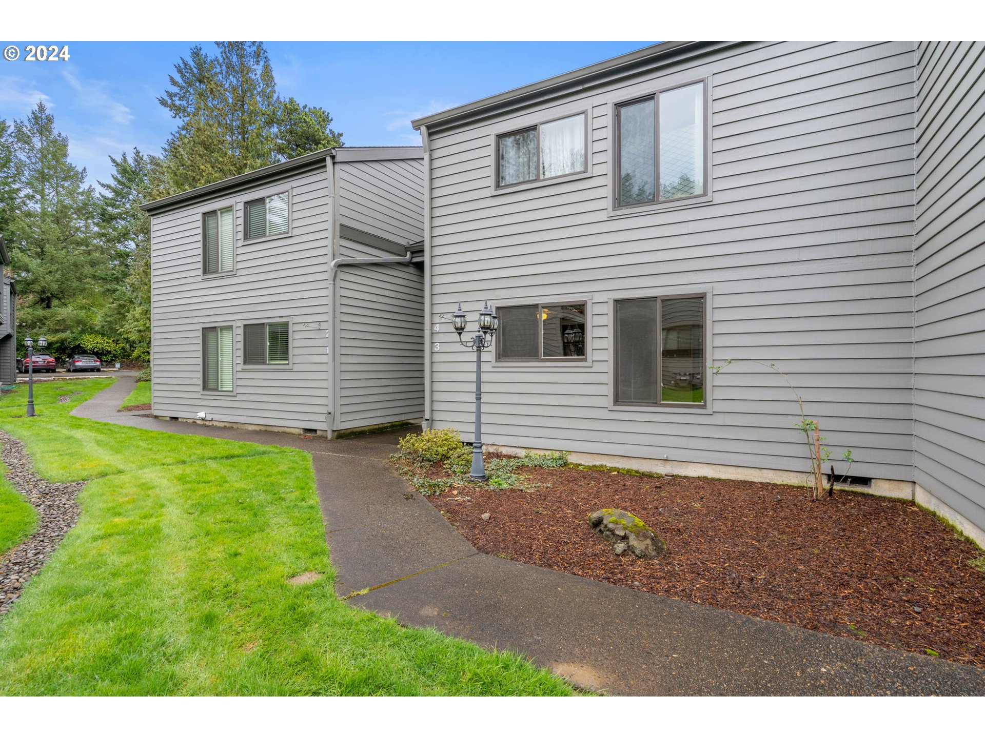 6745 SW Scholls Ferry RD #3