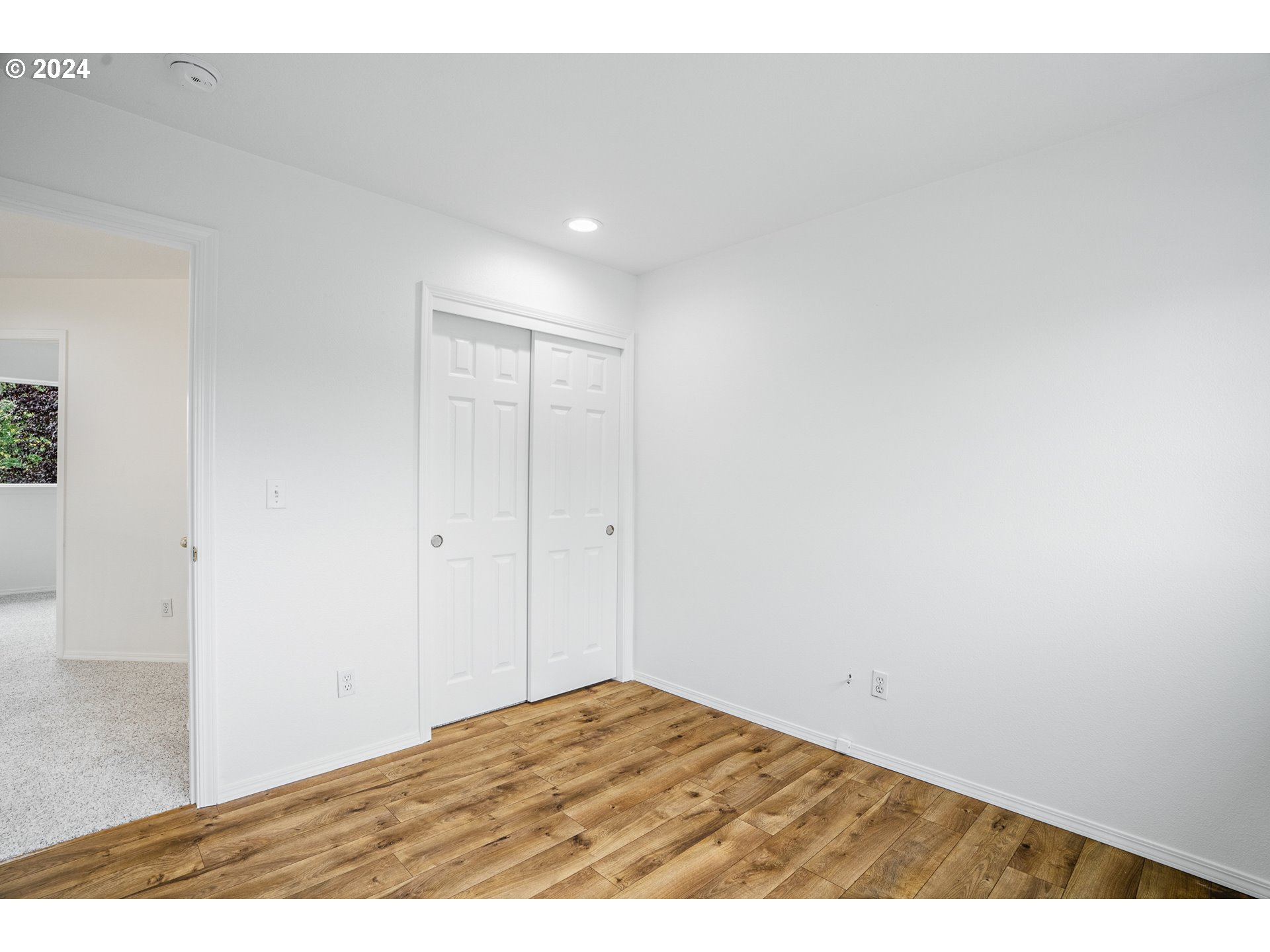 11017 NW RIDGEVIEW PL