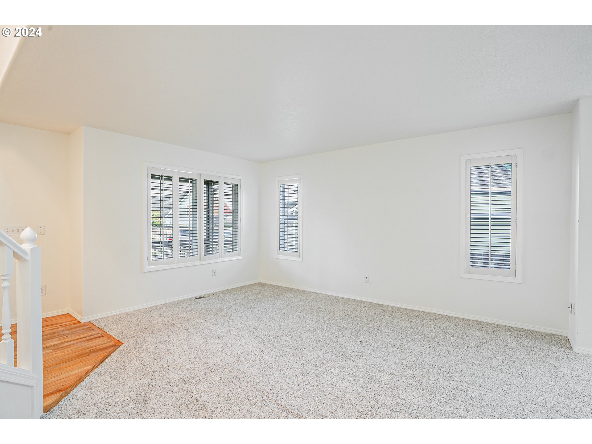 11017 NW RIDGEVIEW PL