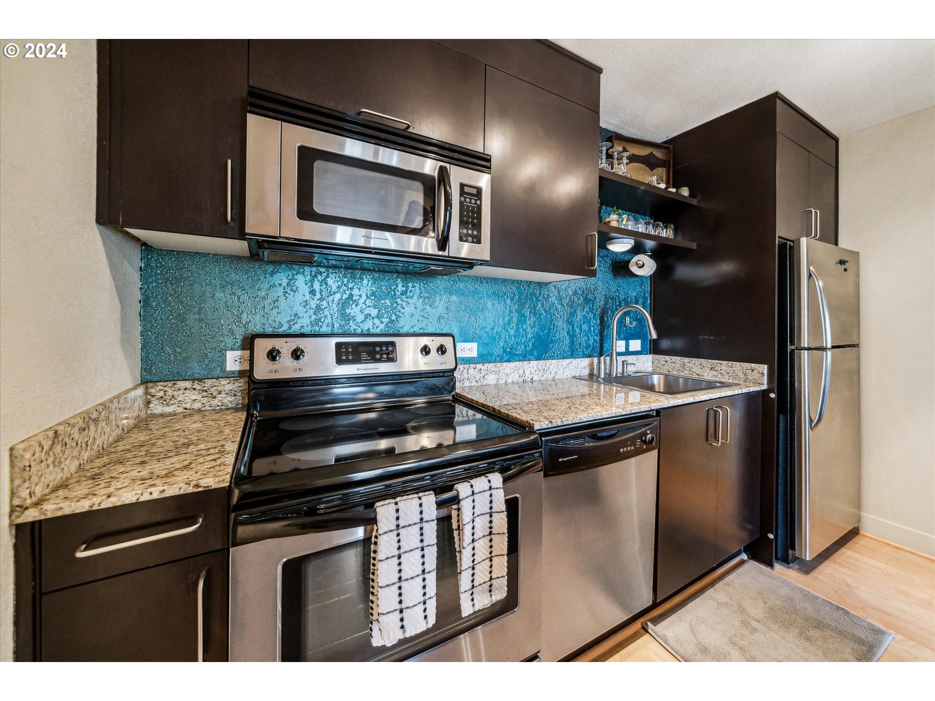 255 SW HARRISON ST 12A