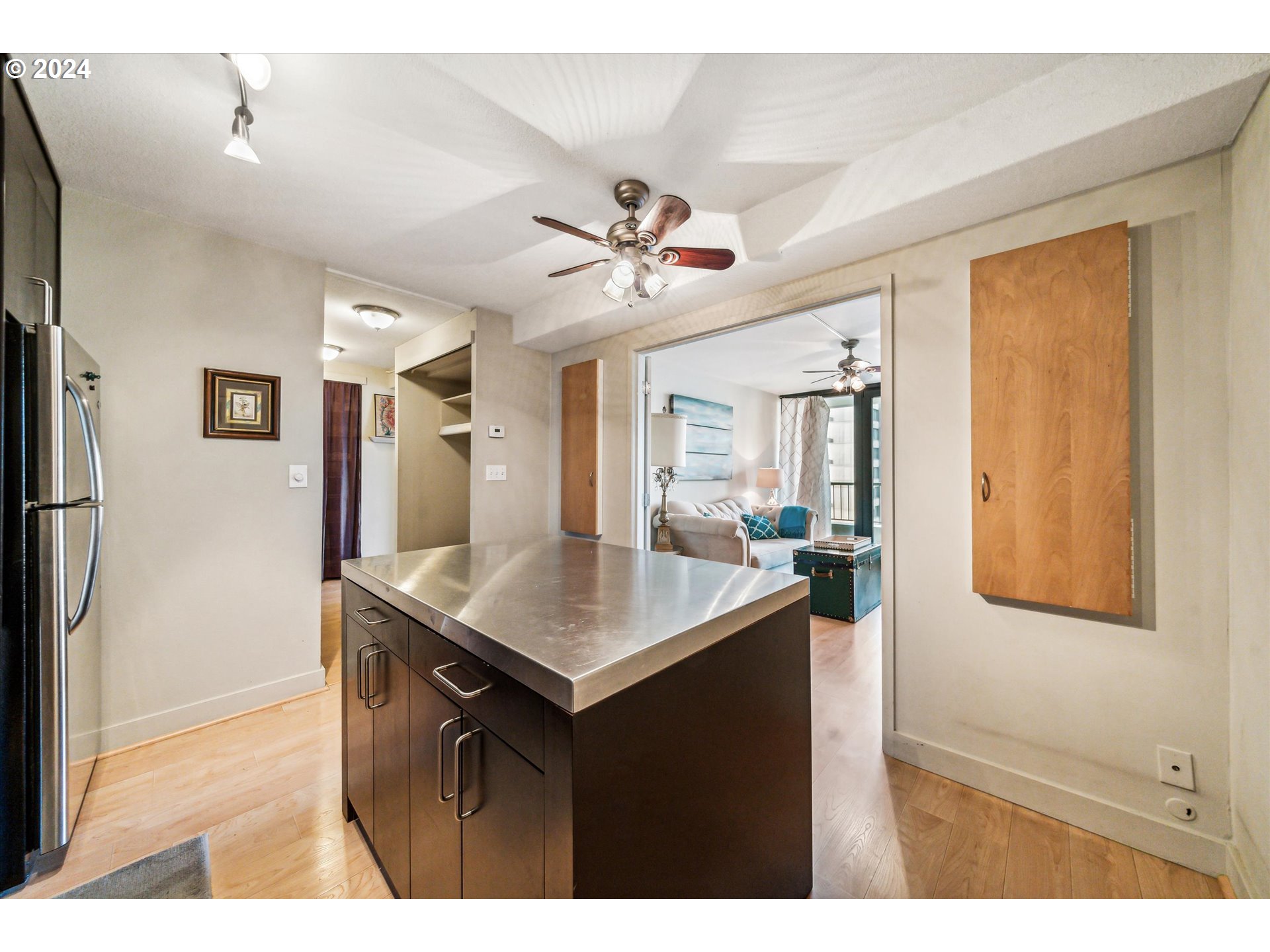 255 SW HARRISON ST 12A