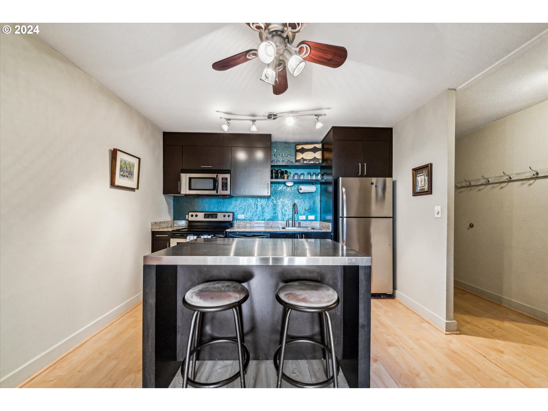 255 SW HARRISON ST 12A