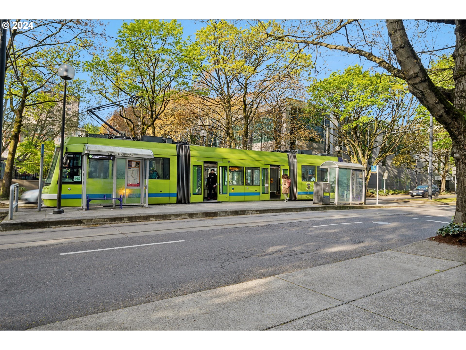 255 SW HARRISON ST 12A