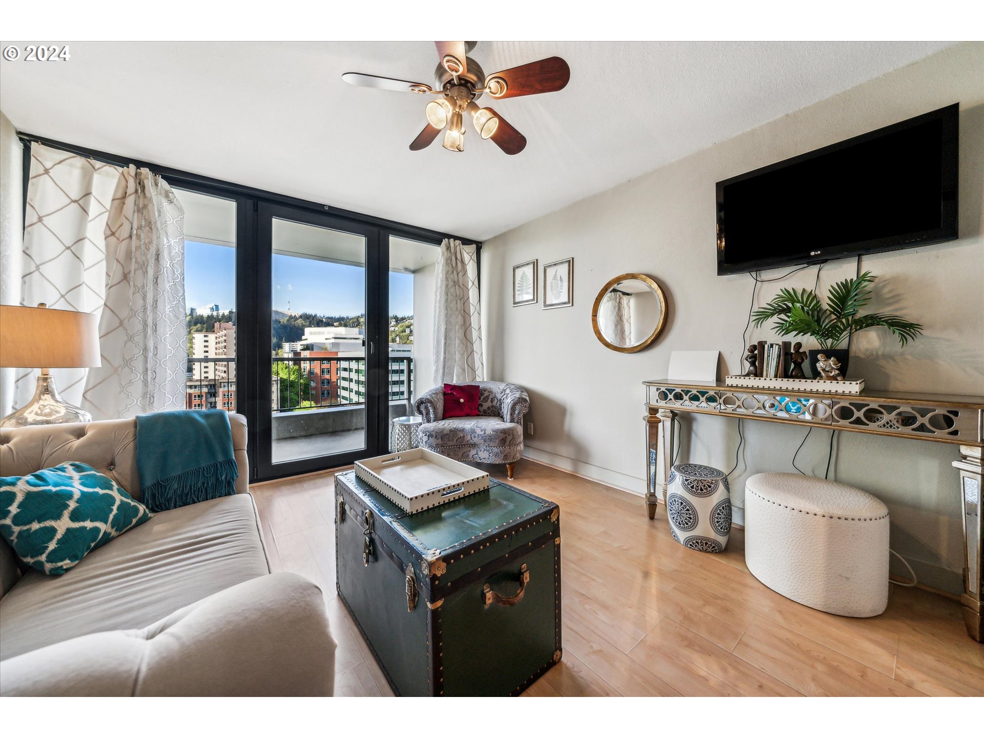 255 SW HARRISON ST 12A